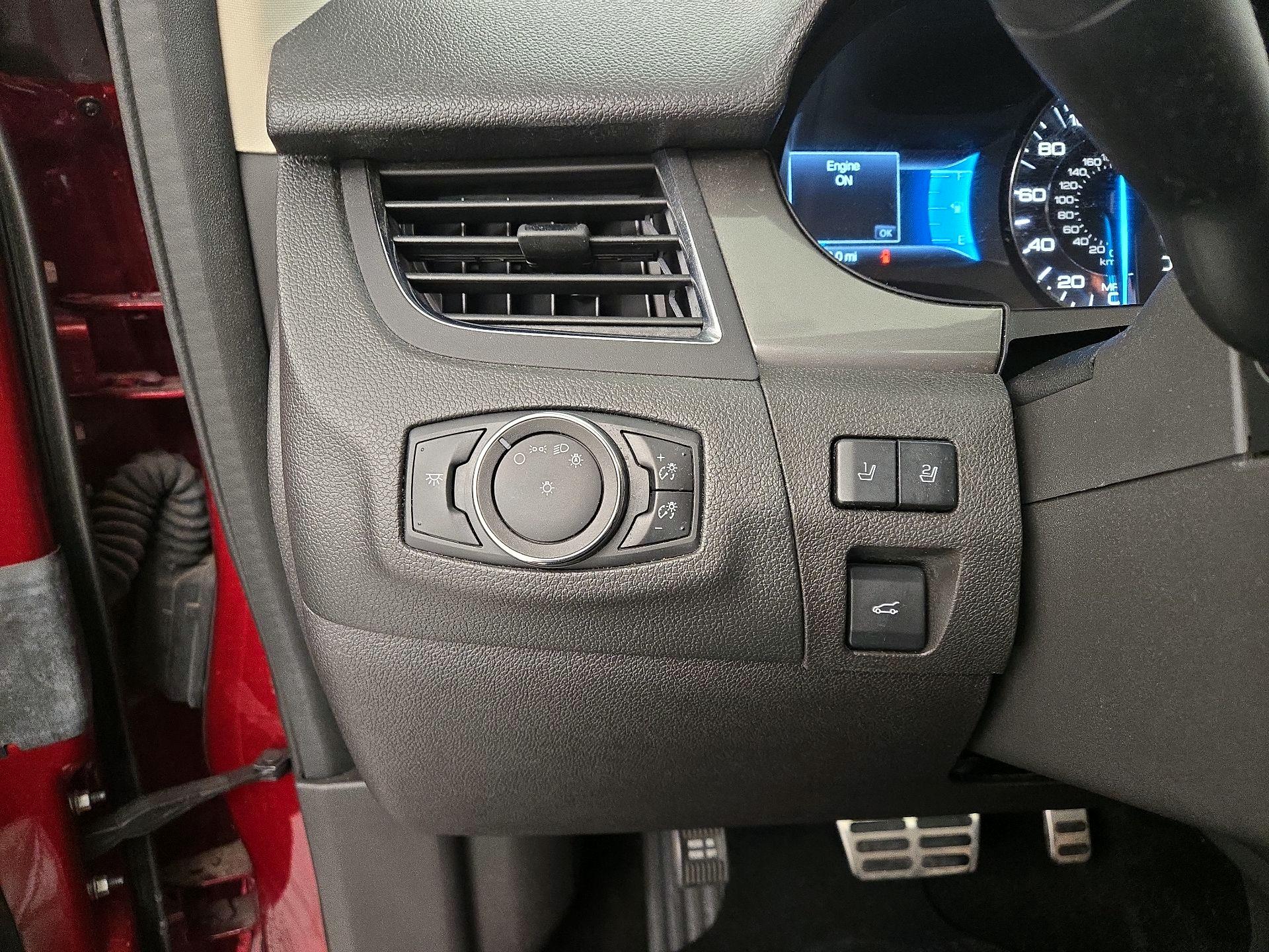 Thumbnail: 2014 Ford Edge - 13