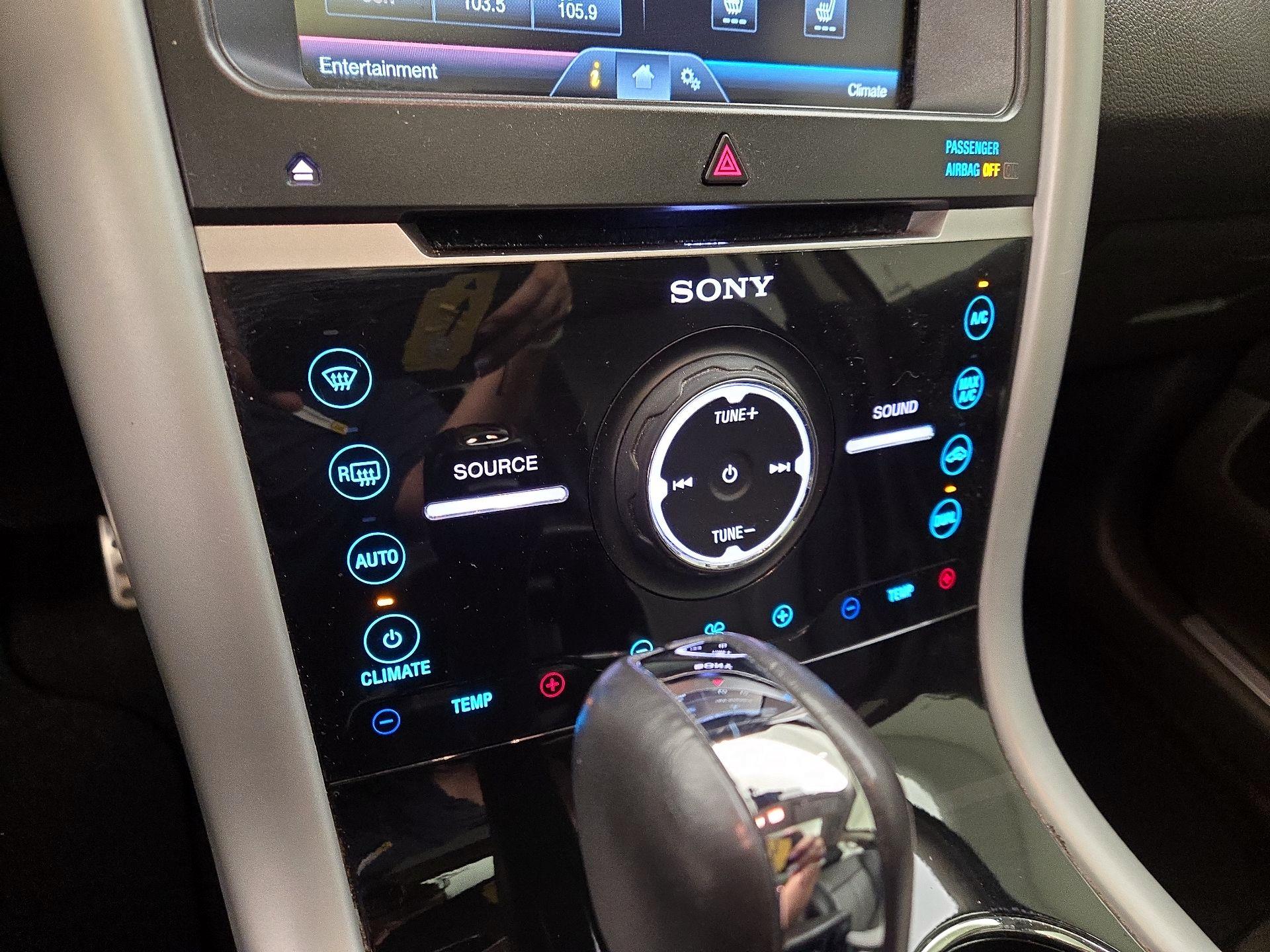Thumbnail: 2014 Ford Edge - 16