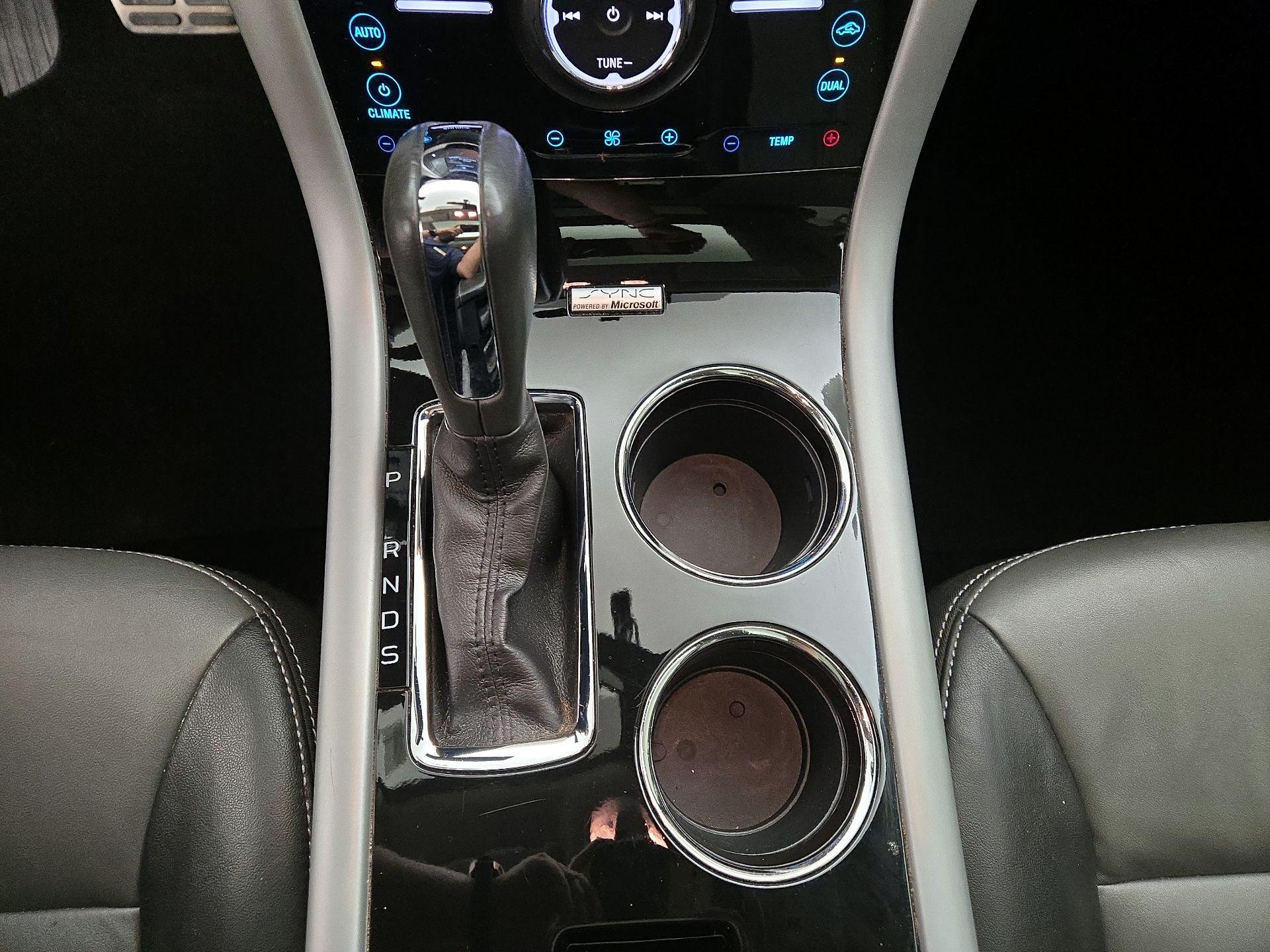 Thumbnail: 2014 Ford Edge - 17