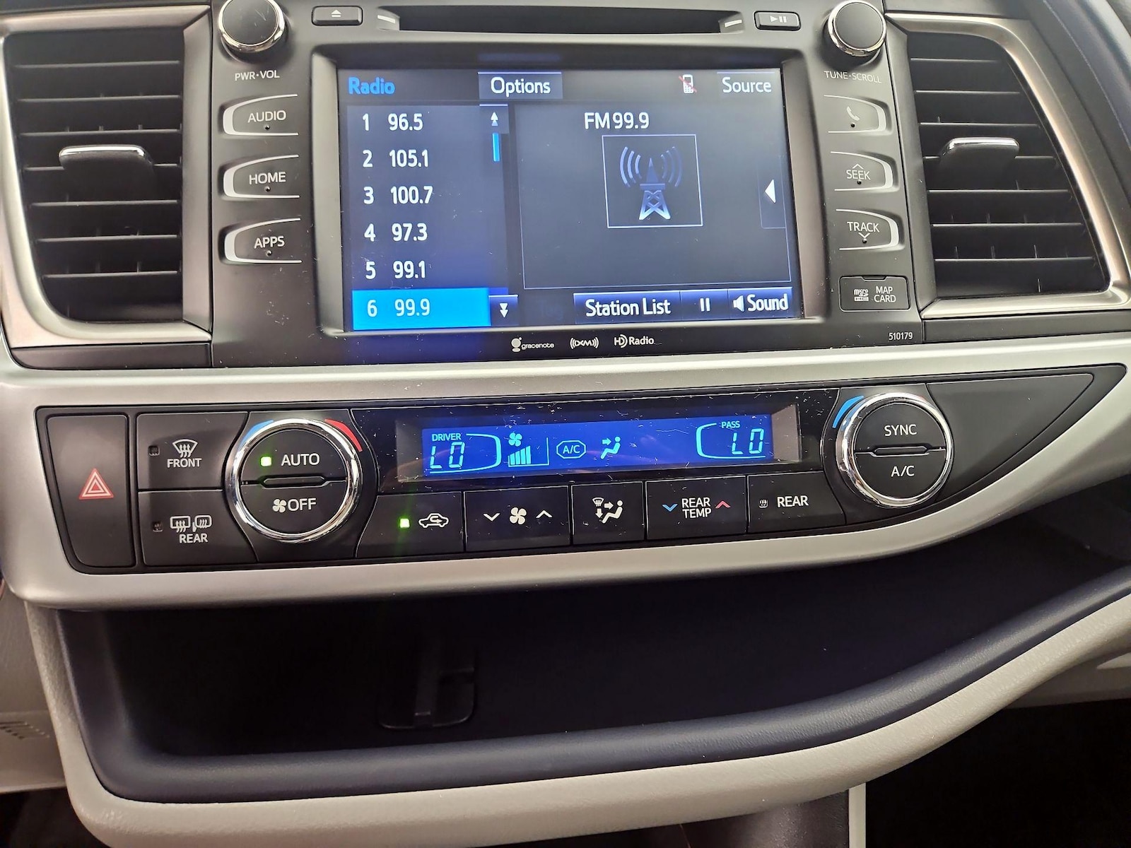 2018 Toyota Highlander XLE - Photo 18