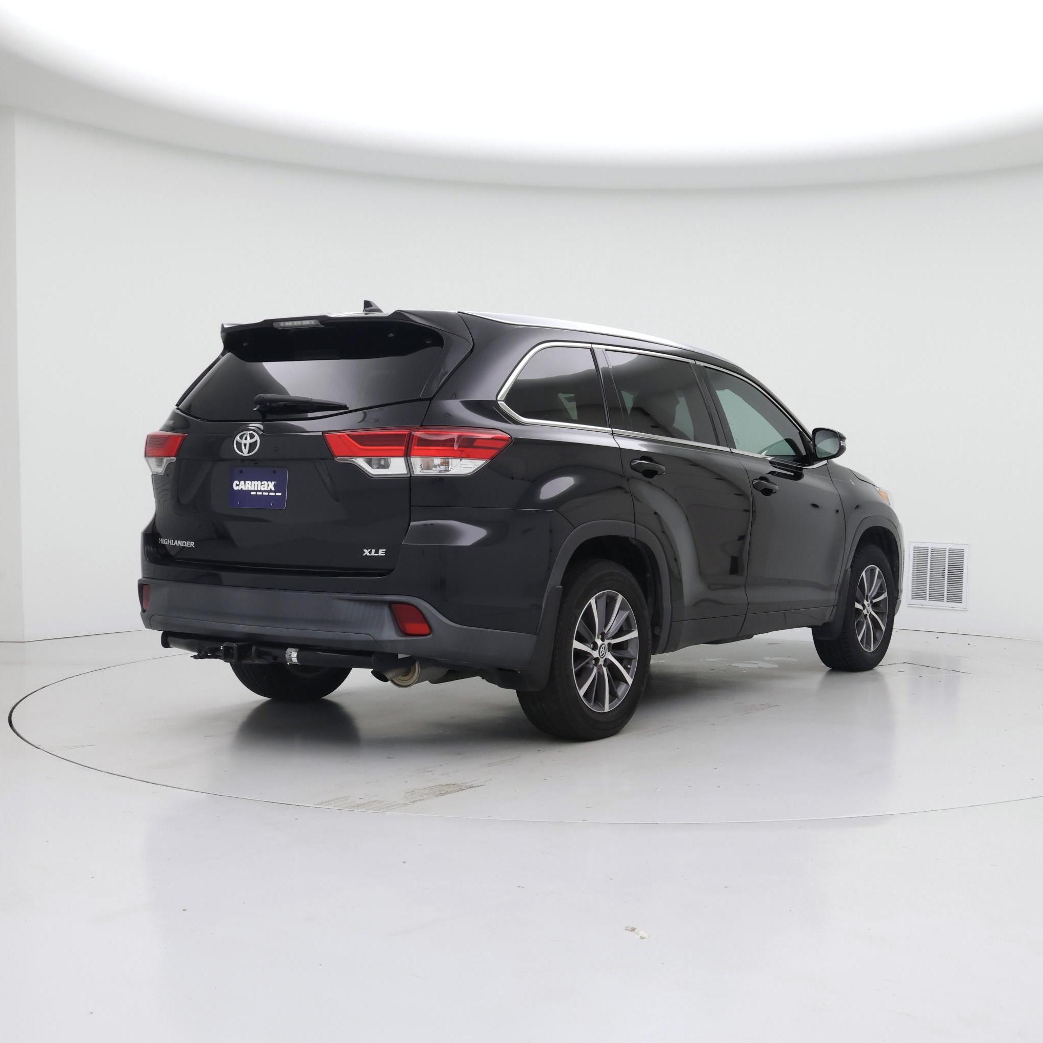 Thumbnail: 2018 Toyota Highlander - 8