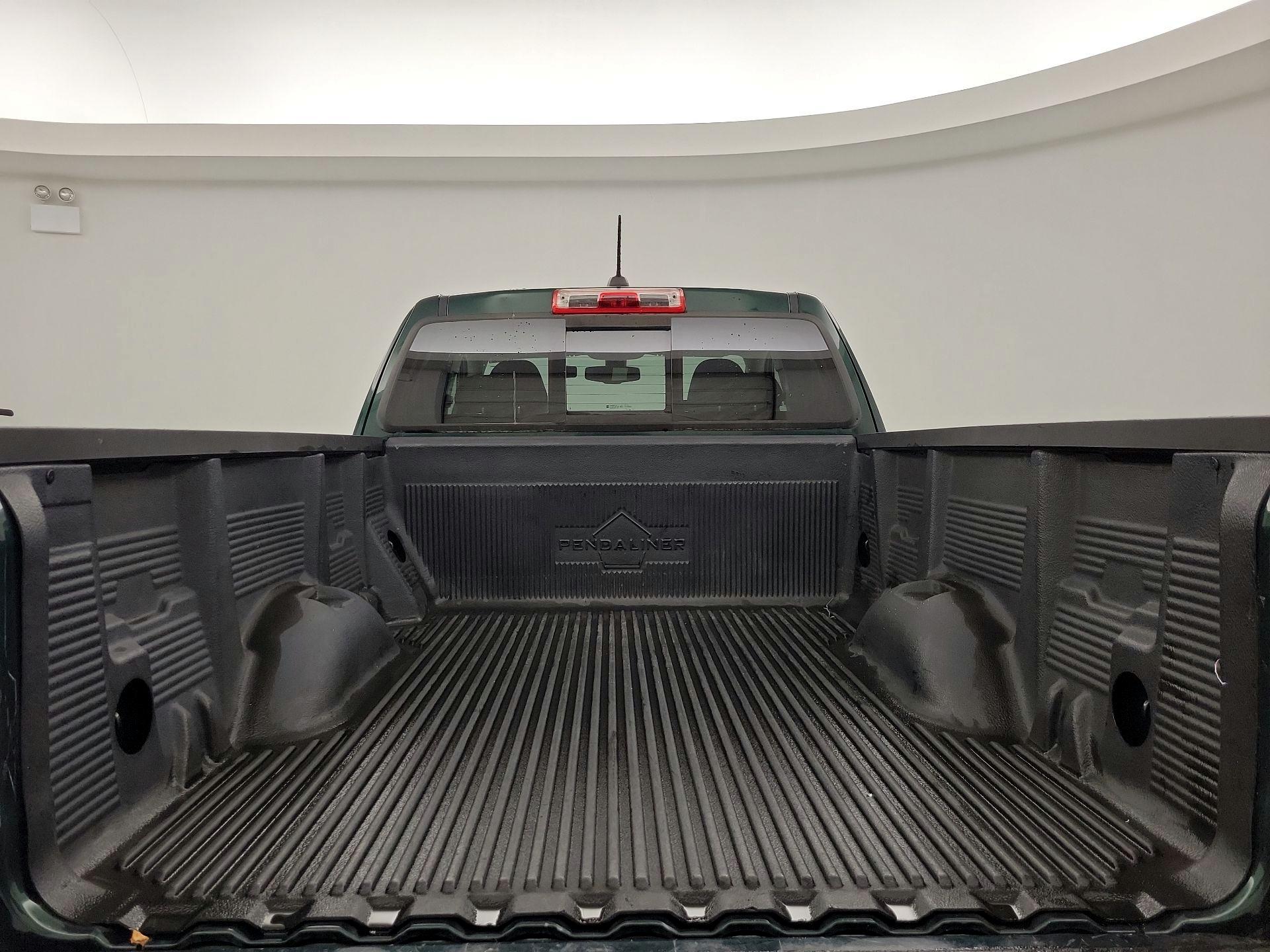 Thumbnail: 2016 Chevrolet Colorado - 20