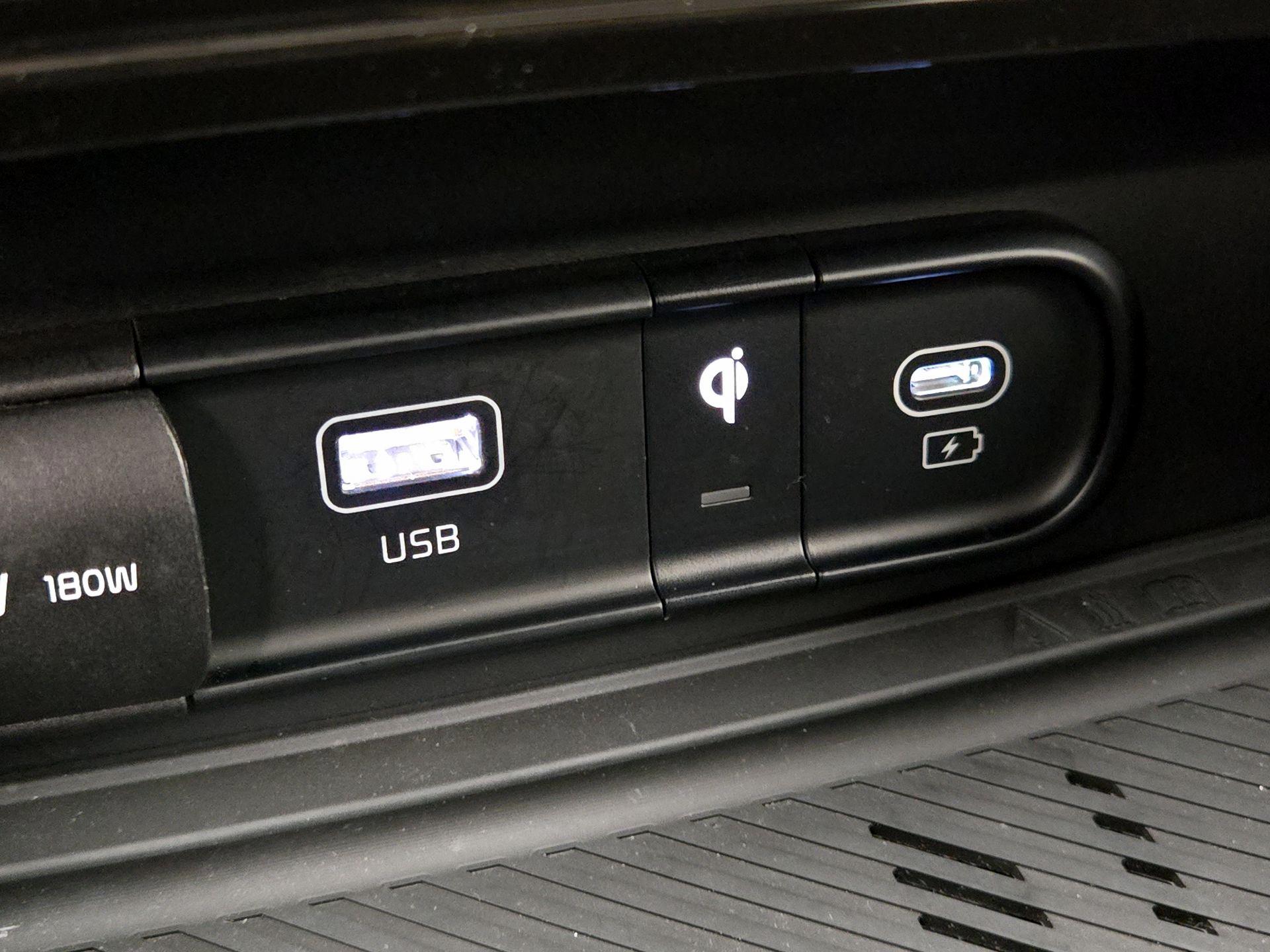 Thumbnail: 2023 Kia Sportage - 18