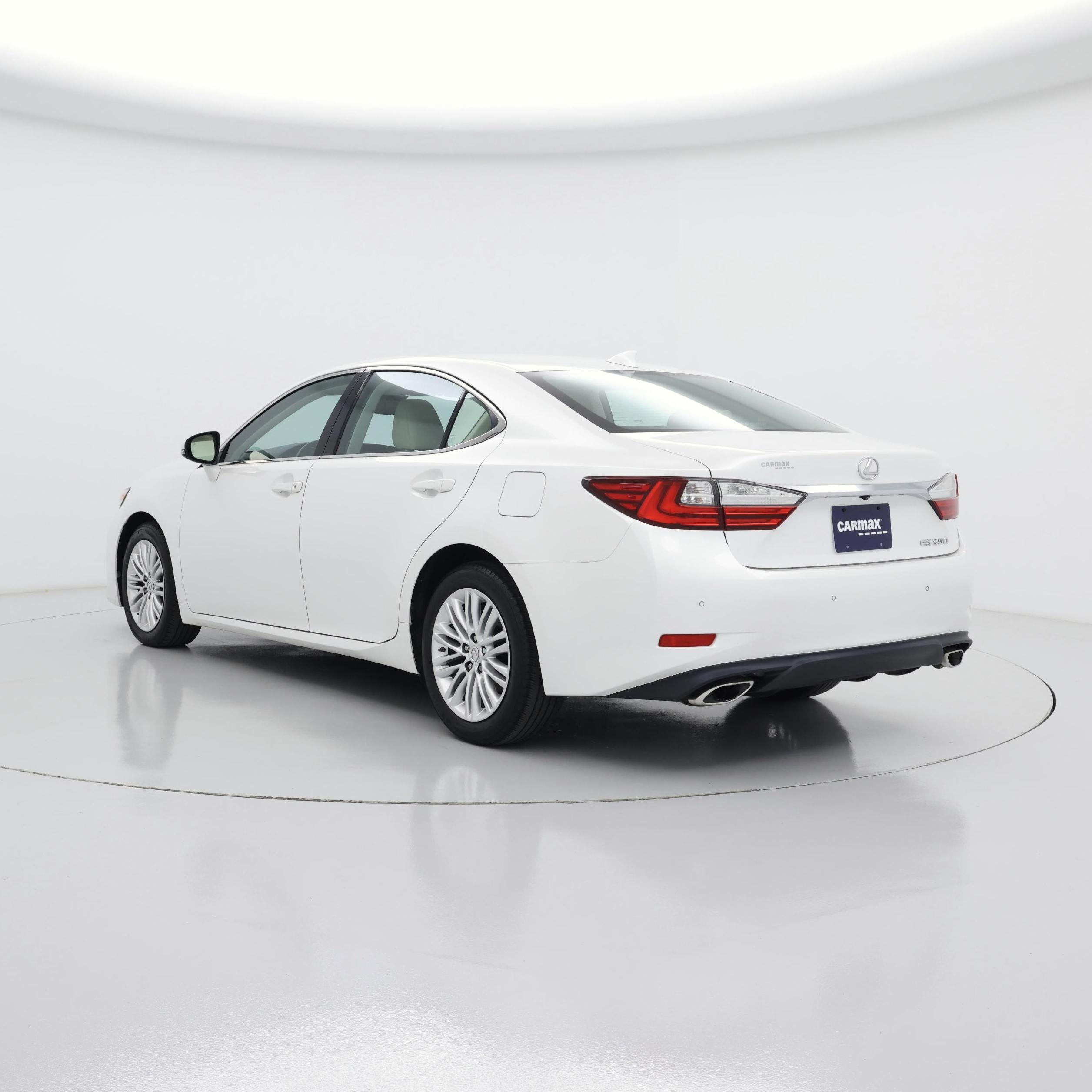 Thumbnail: 2017 Lexus ES - 2