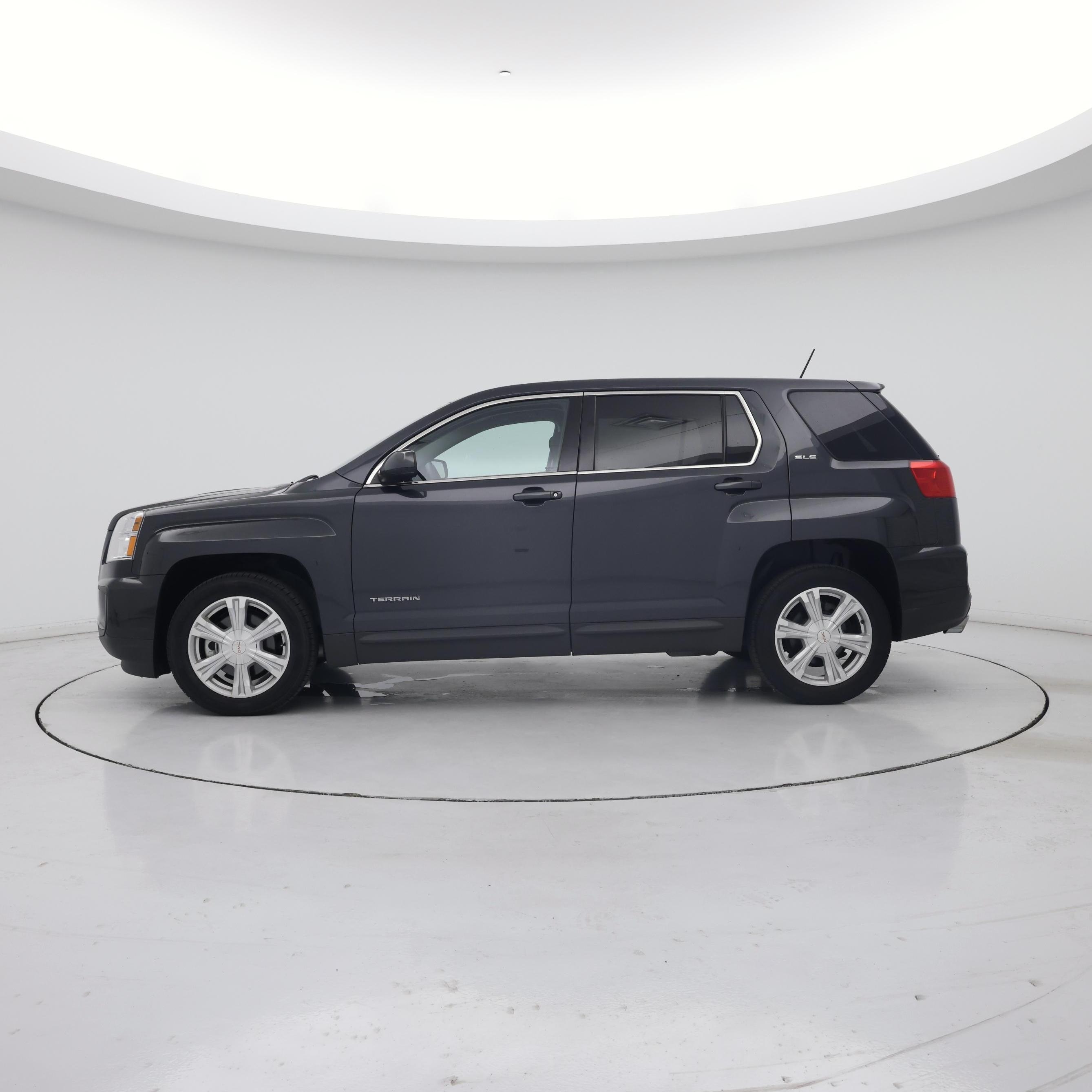 Thumbnail: 2017 GMC Terrain - 3