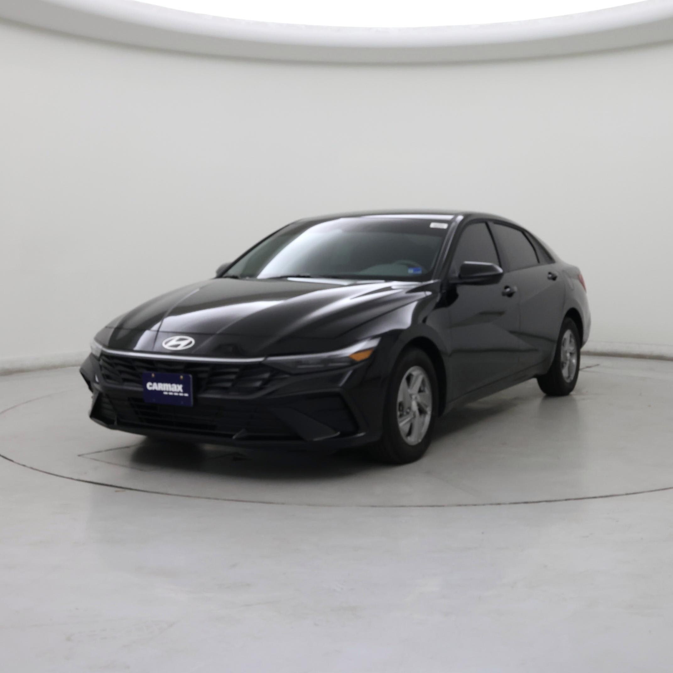 Thumbnail: 2026 Hyundai Elantra - 4