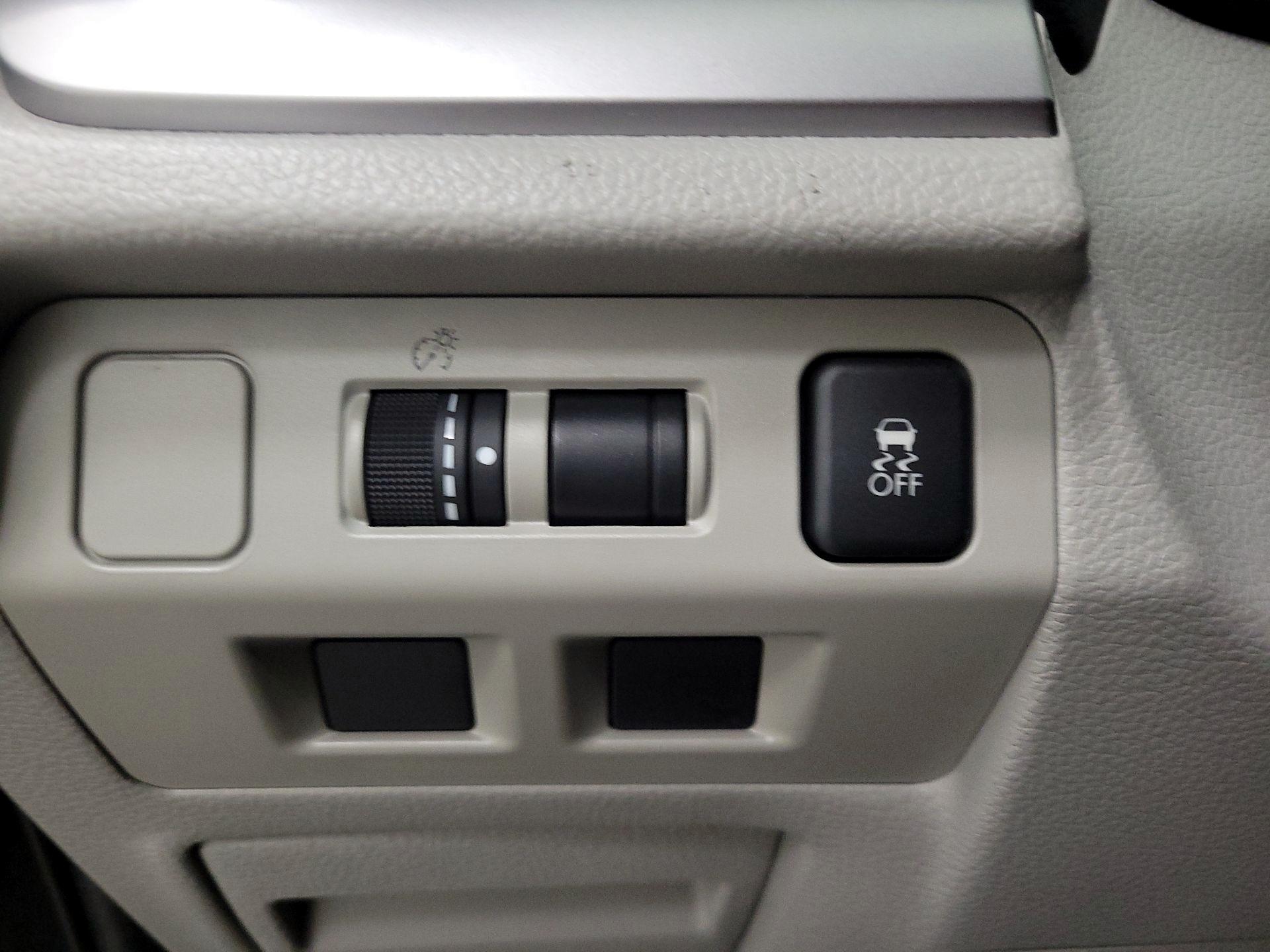 Thumbnail: 2018 Subaru Forester - 13