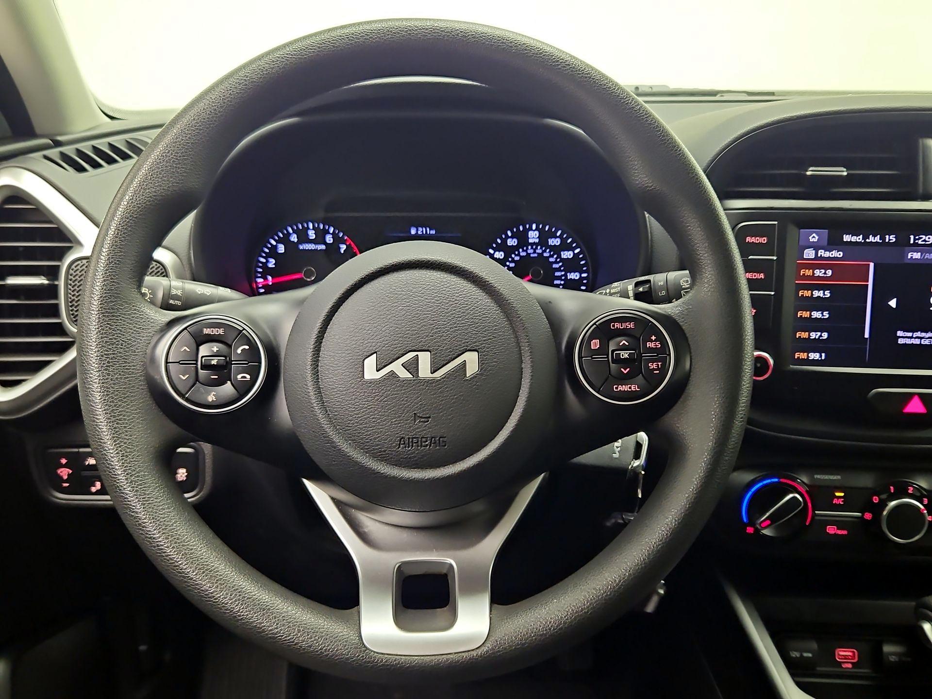 Thumbnail: 2022 Kia Soul - 10