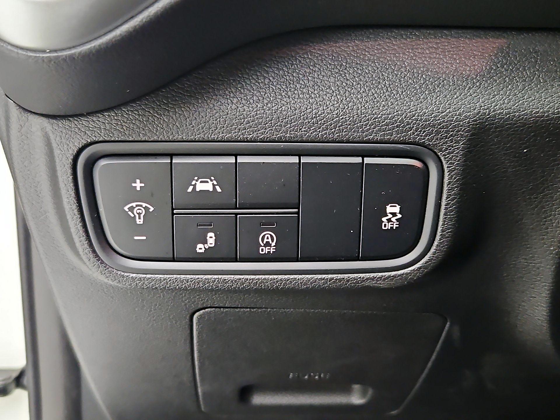 Thumbnail: 2022 Kia Soul - 13