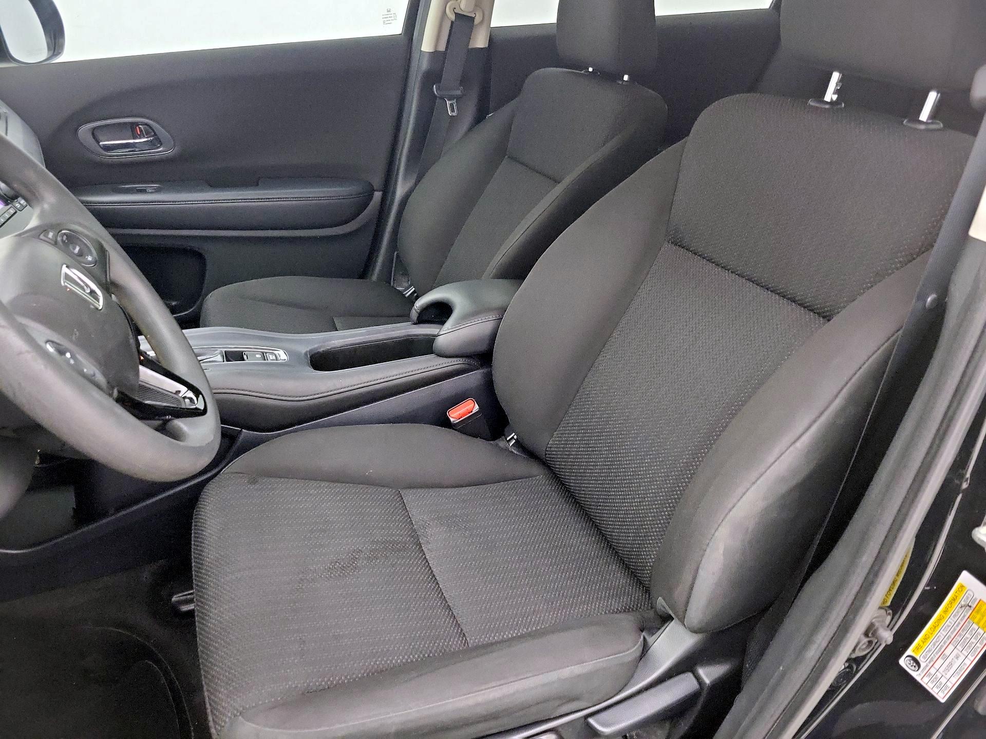 Thumbnail: 2018 Honda HR-V - 11