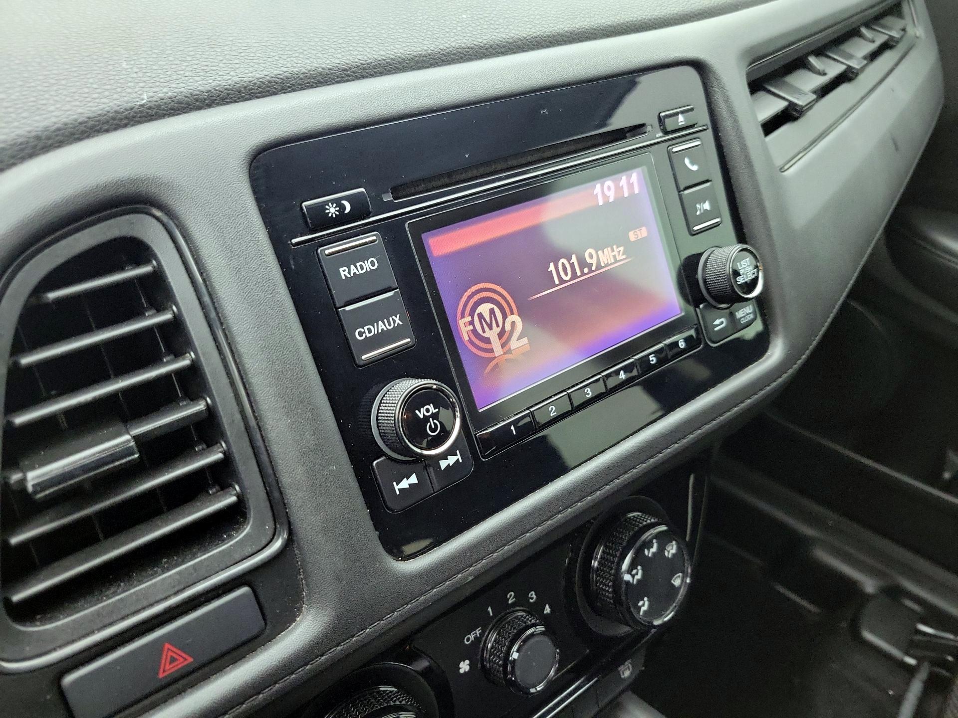 Thumbnail: 2018 Honda HR-V - 15
