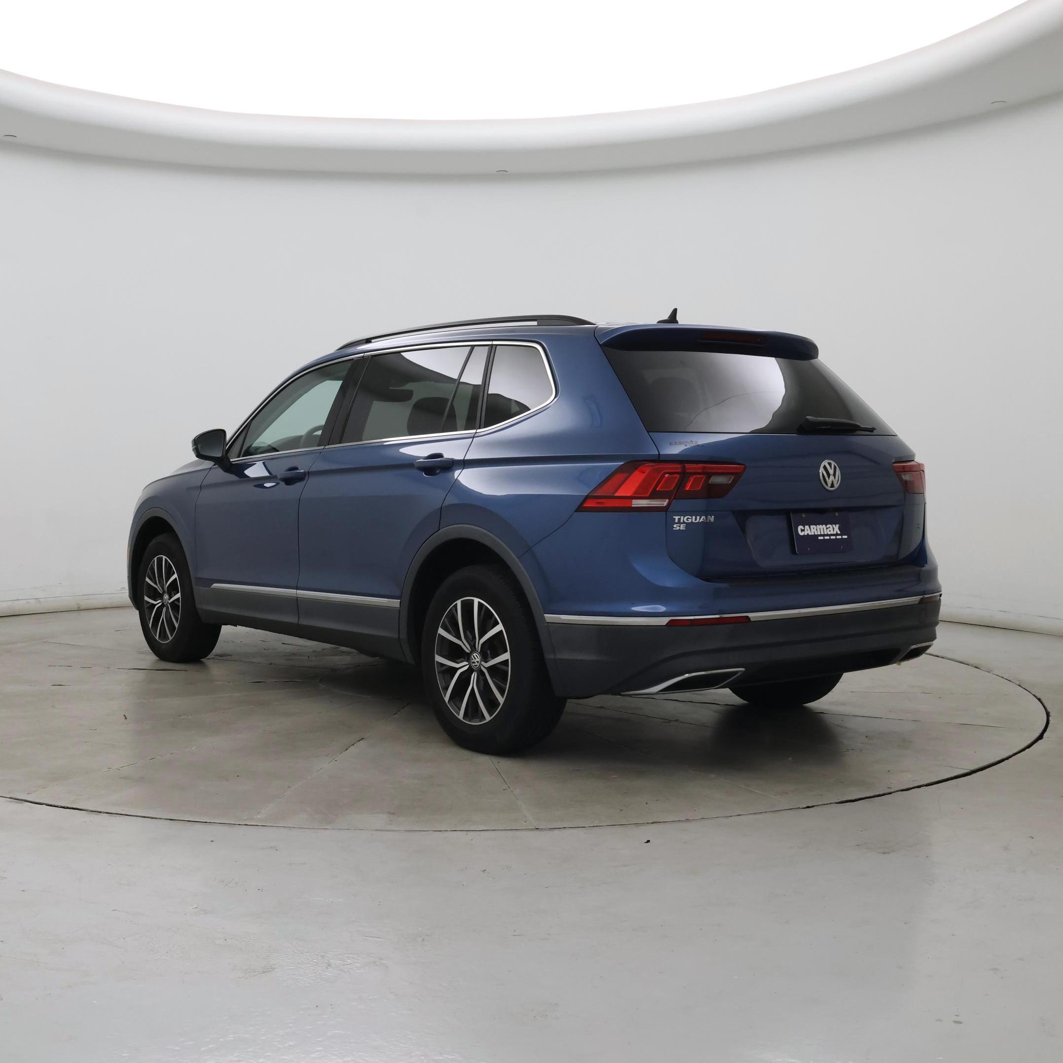 Thumbnail: 2020 Volkswagen Tiguan - 2