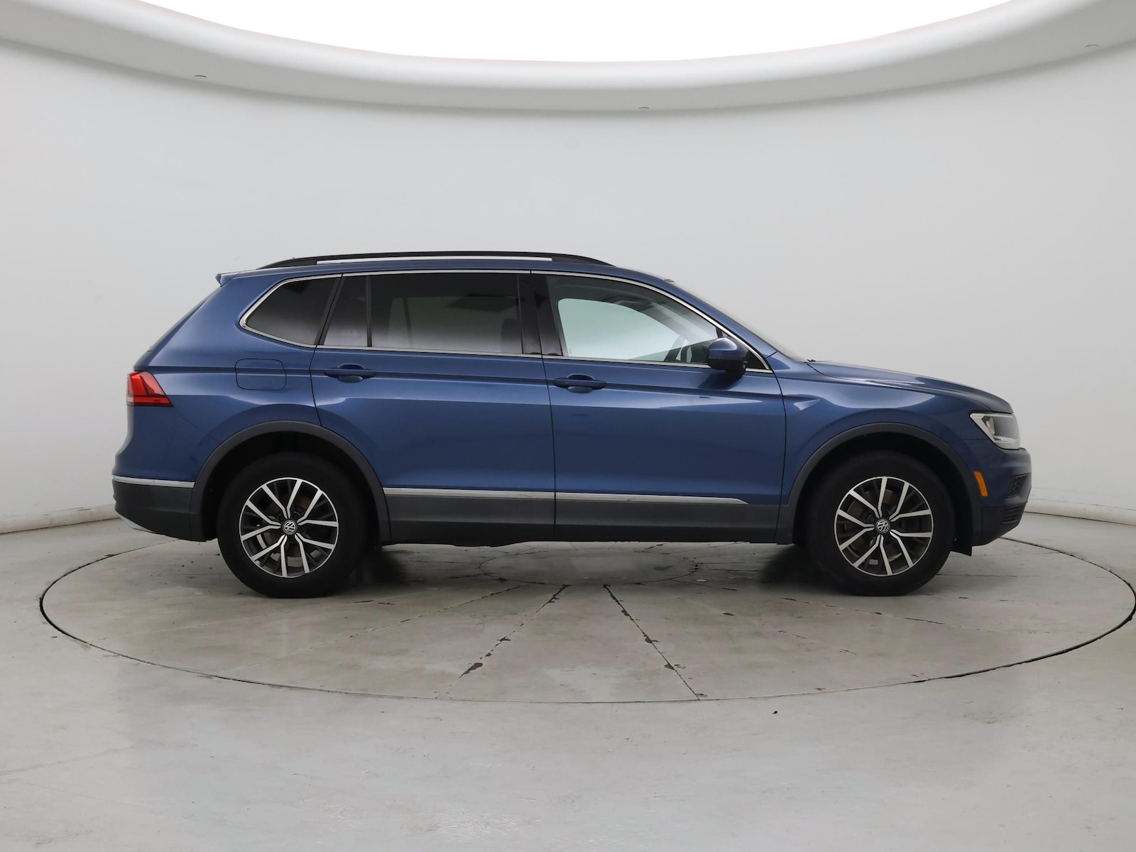 2020 Volkswagen Tiguan SE - Photo 8