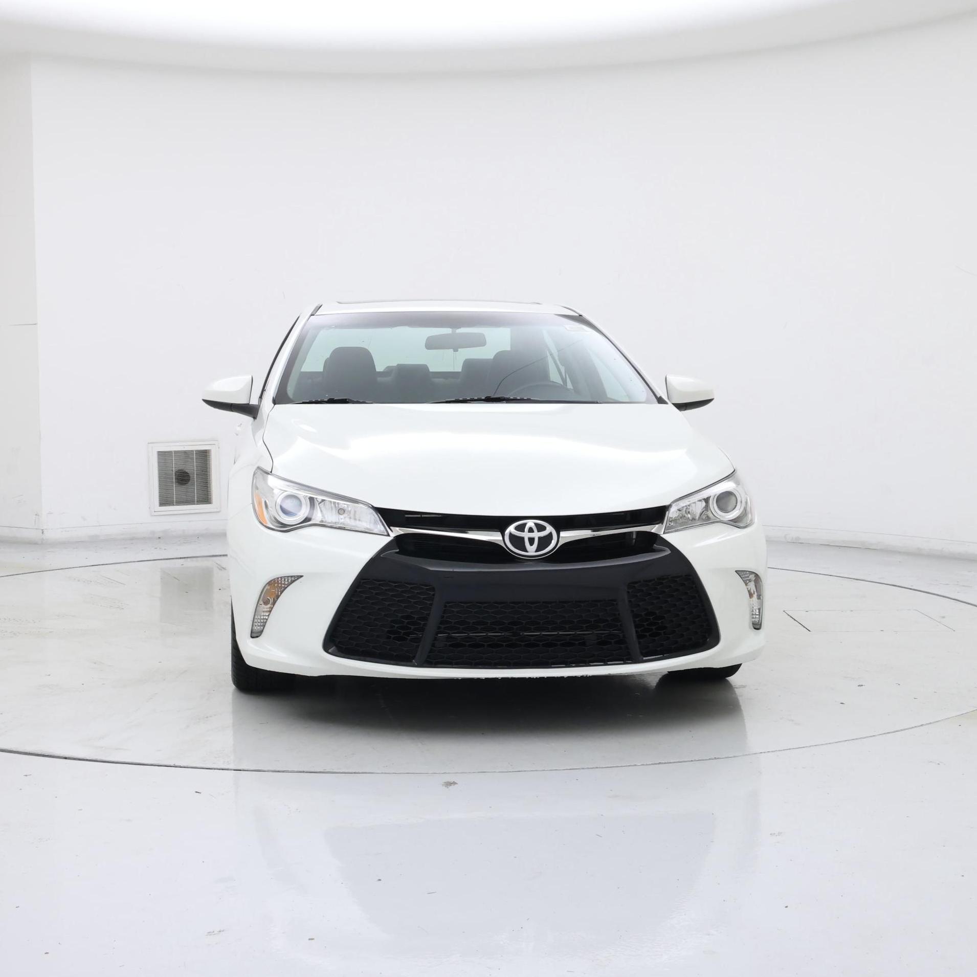 Thumbnail: 2016 Toyota Camry - 5
