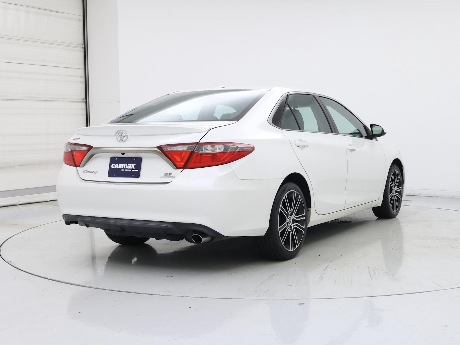 2016 Toyota Camry Special Edition - Photo 9