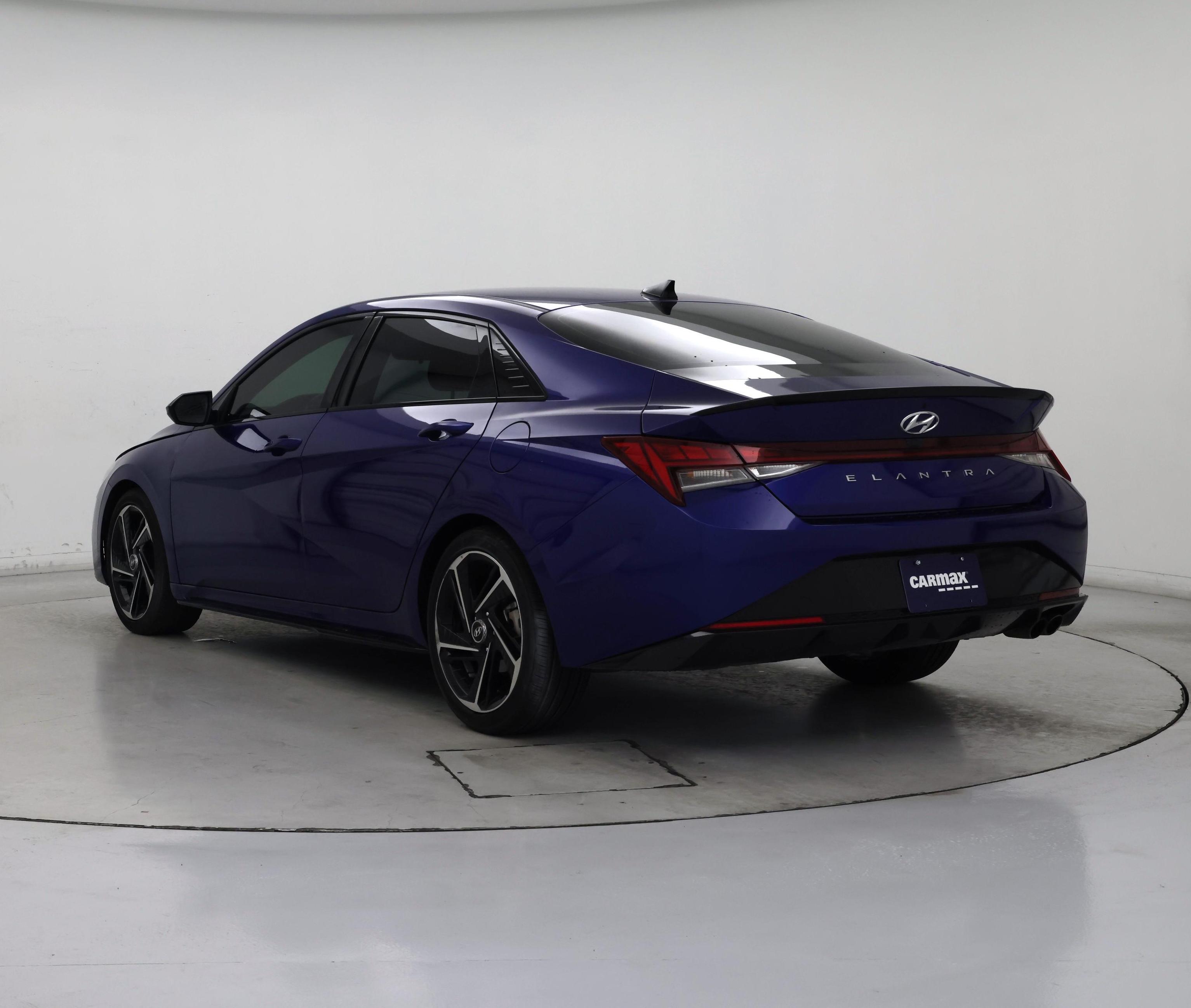 Thumbnail: 2023 Hyundai Elantra - 2