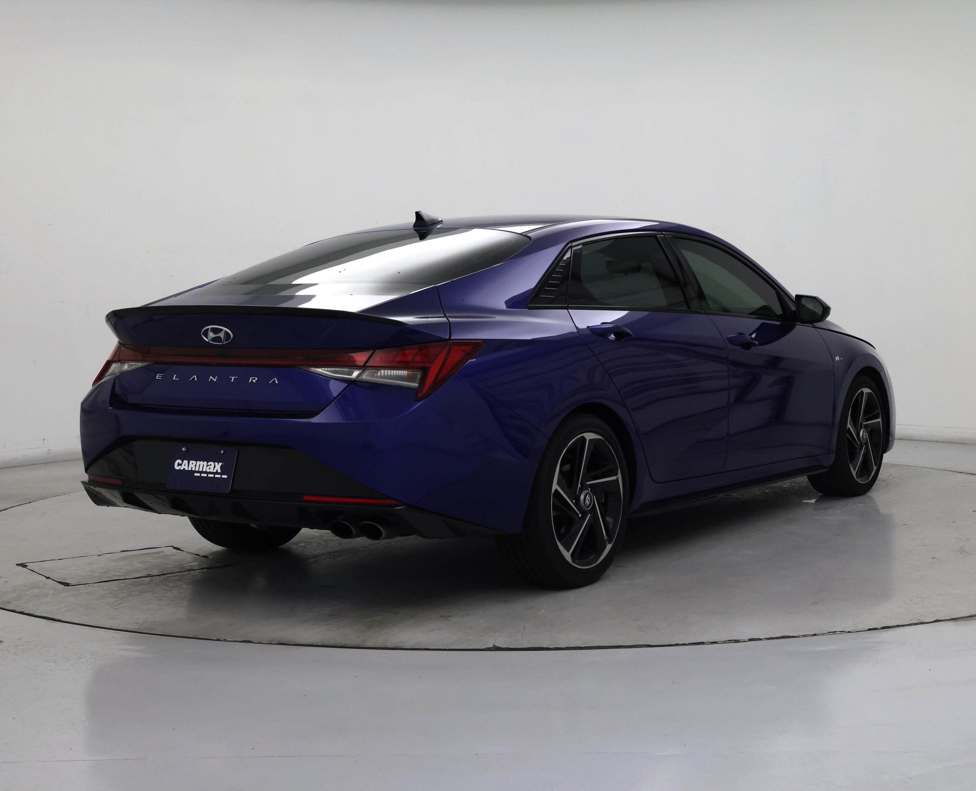 Thumbnail: 2023 Hyundai Elantra - 8