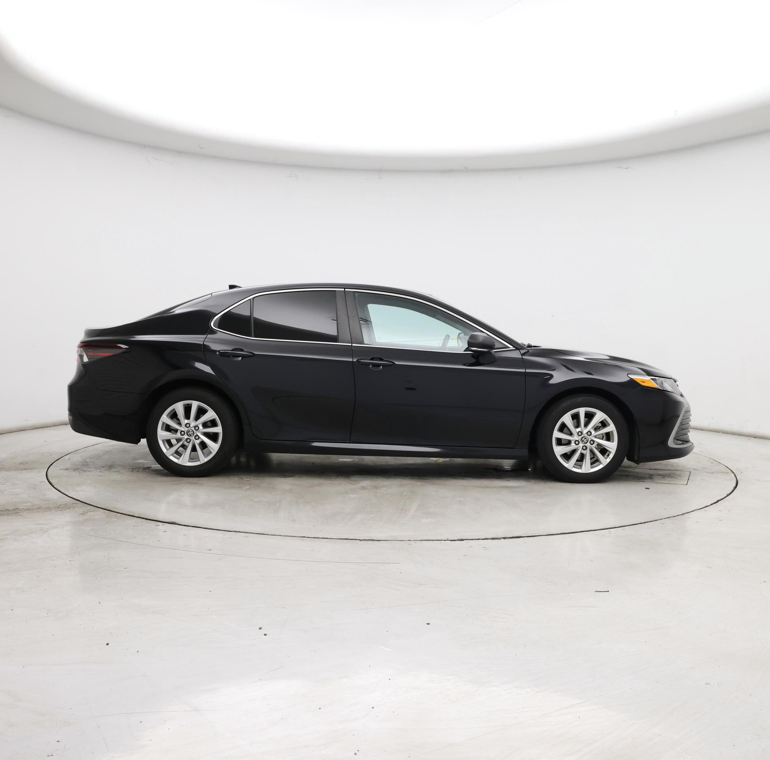 Thumbnail: 2022 Toyota Camry - 7