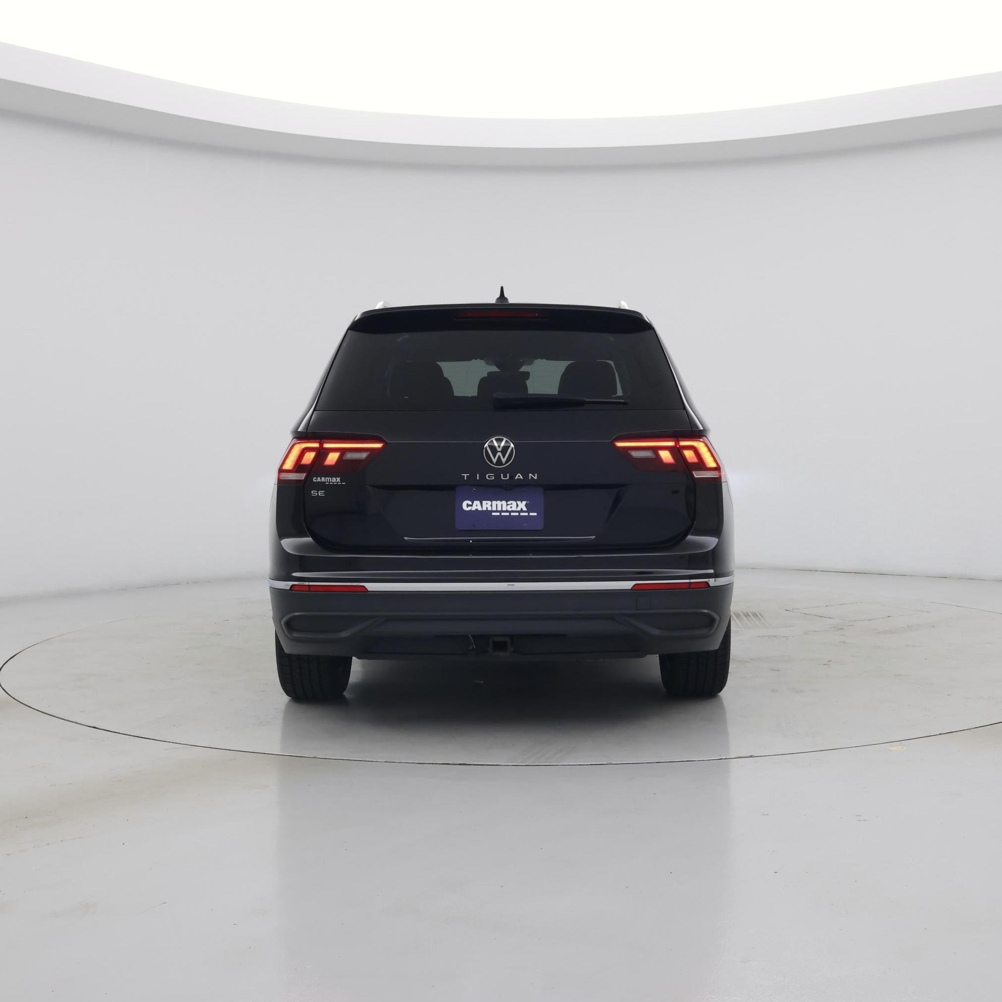 Thumbnail: 2023 Volkswagen Tiguan - 6