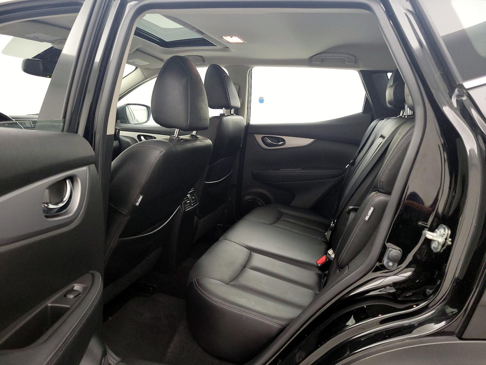2020 Nissan Rogue Sport SL - Photo 22