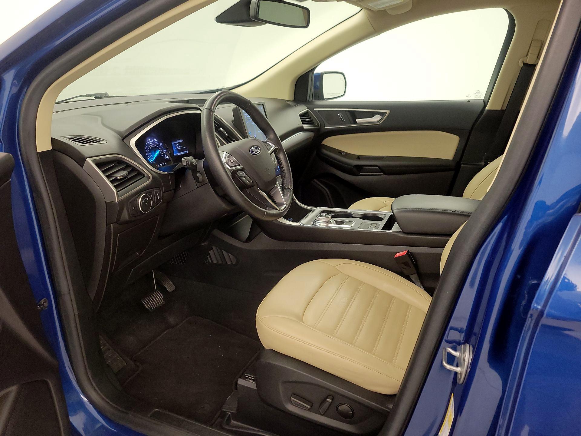 Thumbnail: 2021 Ford Edge - 11