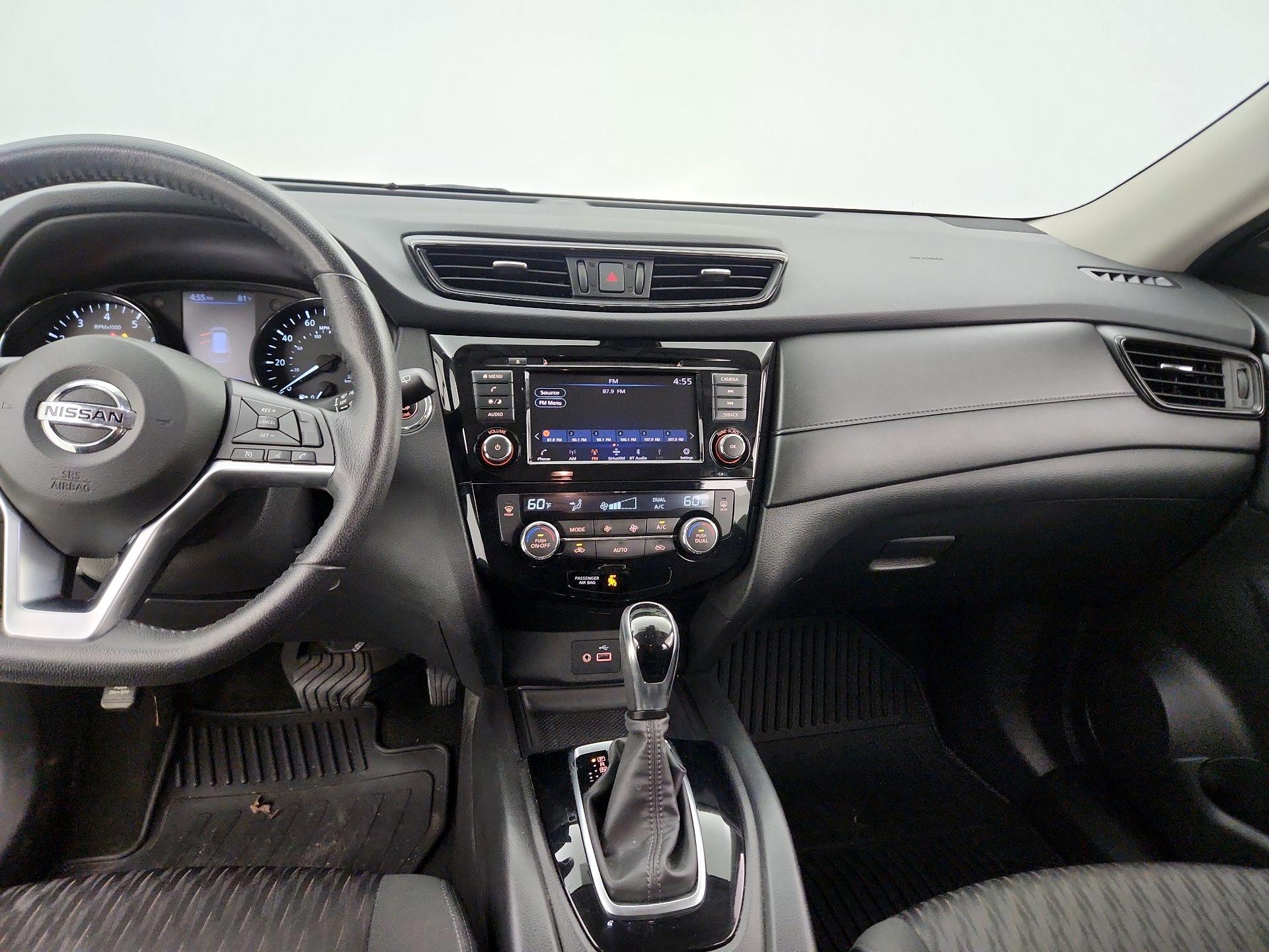 Thumbnail: 2020 Nissan Rogue - 9