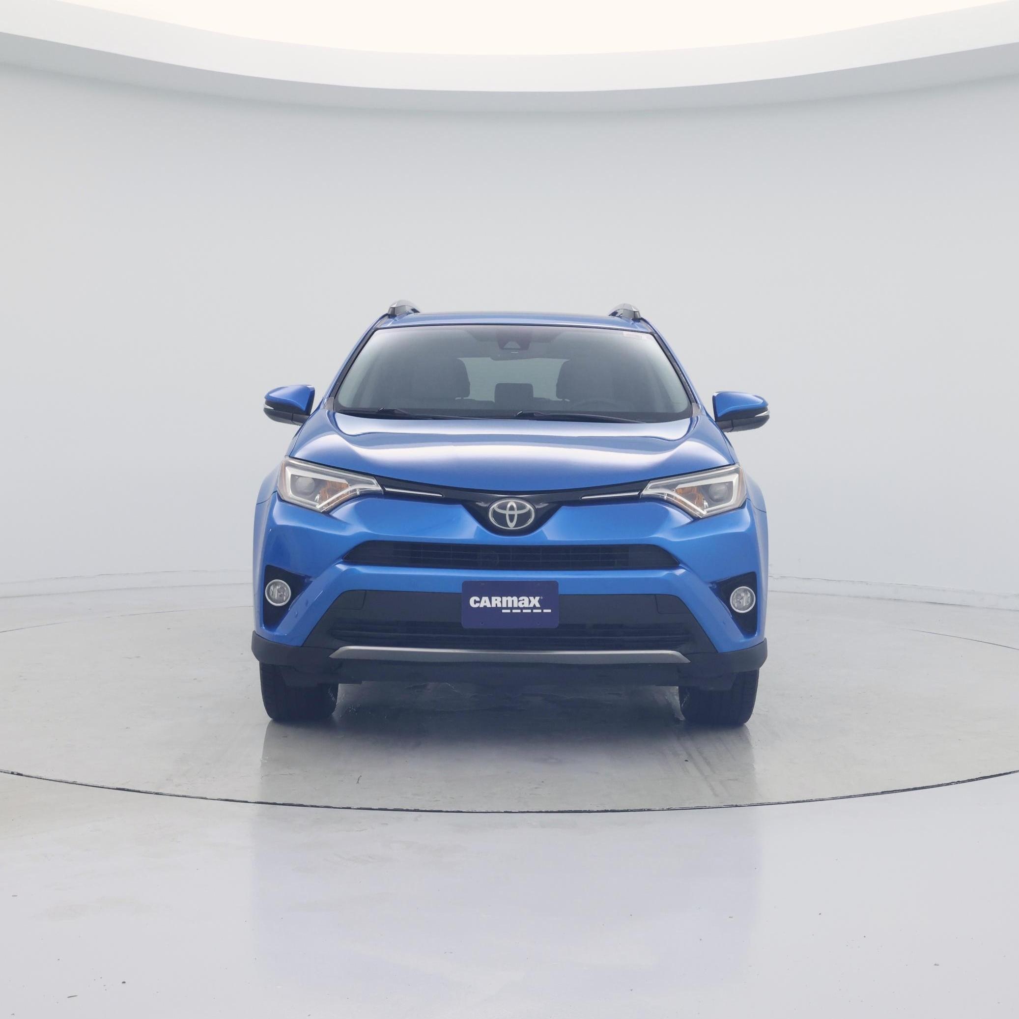 Thumbnail: 2017 Toyota RAV4 - 5
