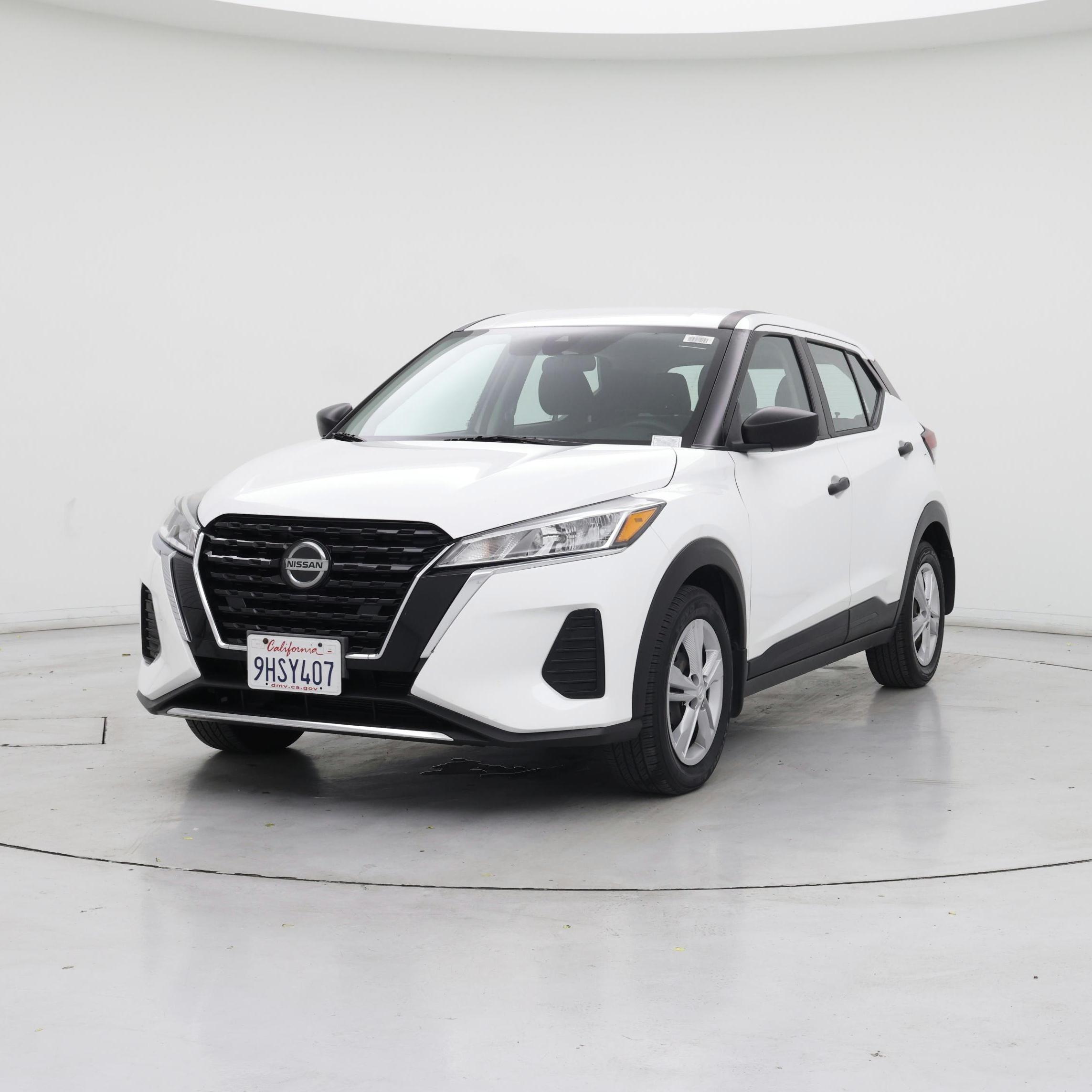 Thumbnail: 2021 Nissan Kicks - 4