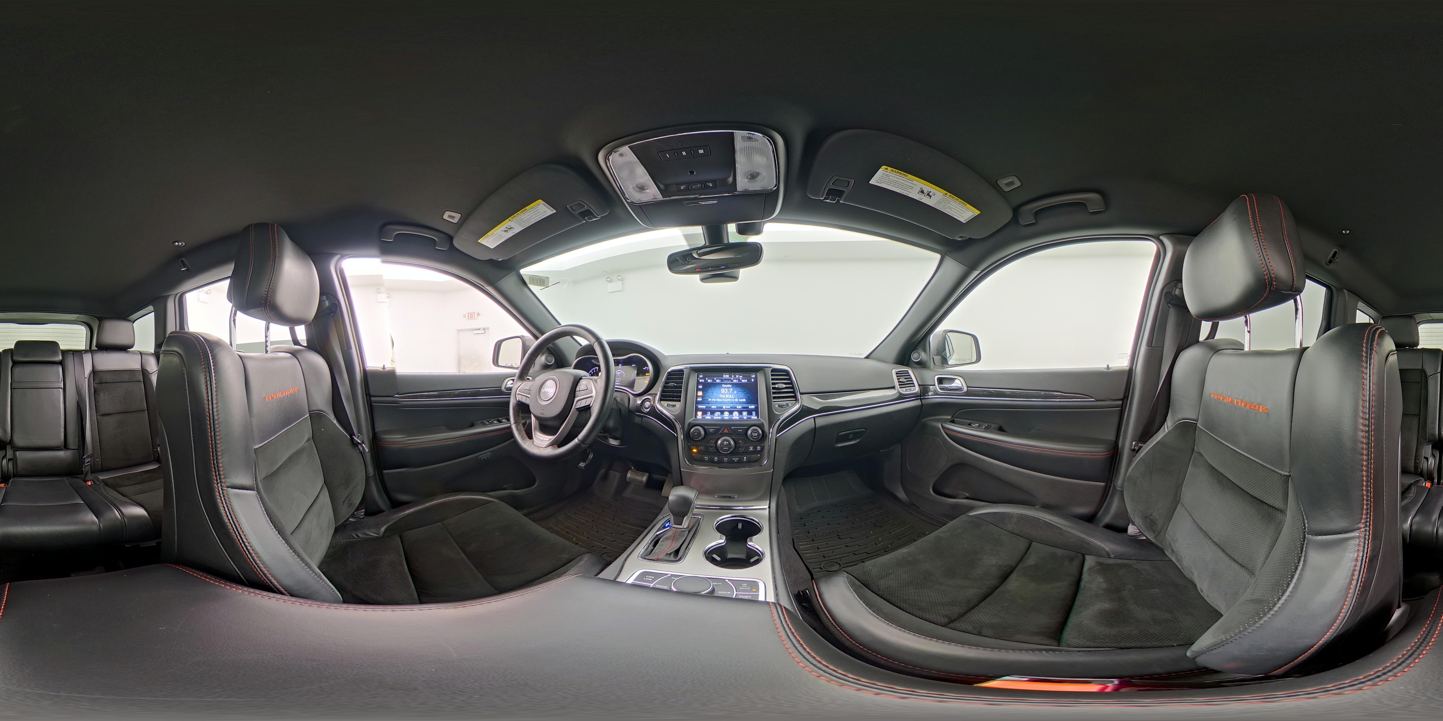 2017 Jeep Grand Cherokee Trailhawk - Photo 24