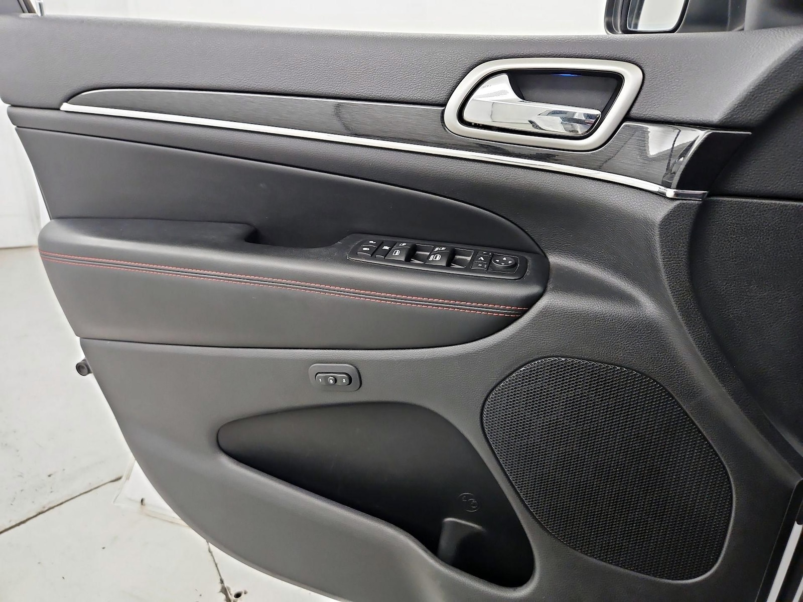 2017 Jeep Grand Cherokee Trailhawk - Photo 13