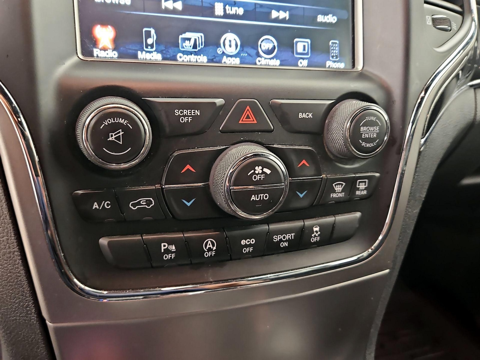2017 Jeep Grand Cherokee Trailhawk - Photo 17