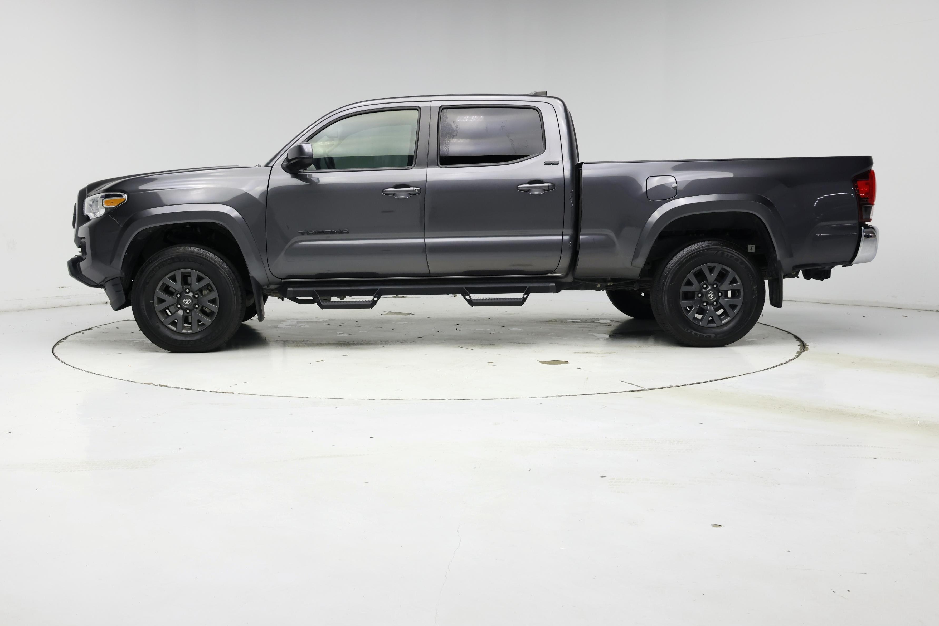 Thumbnail: 2023 Toyota Tacoma - 3