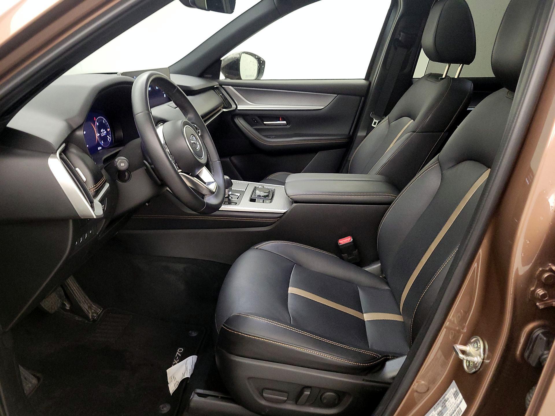 Thumbnail: 2025 Mazda CX-70 - 9