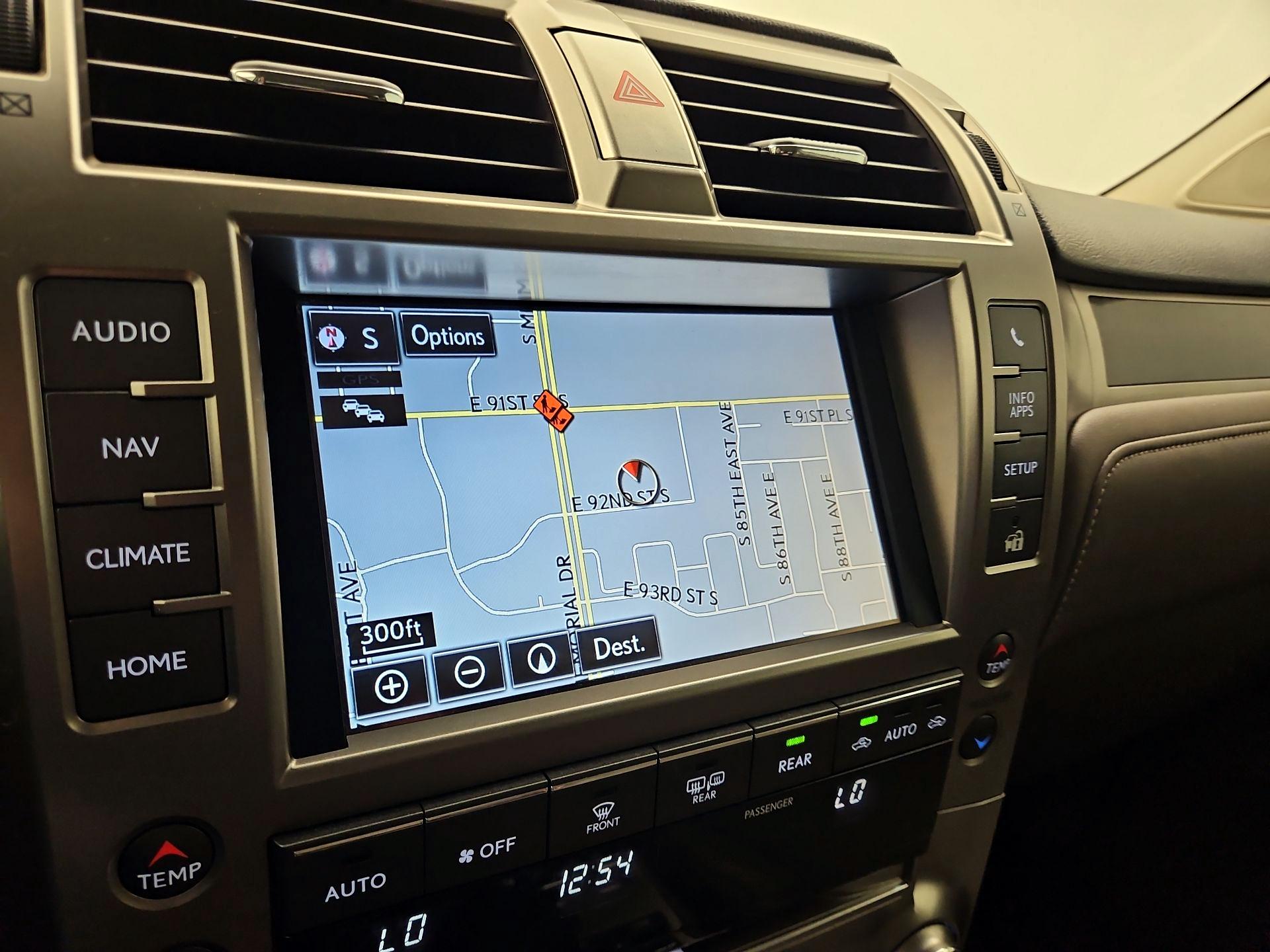 Thumbnail: 2014 Lexus GX - 14