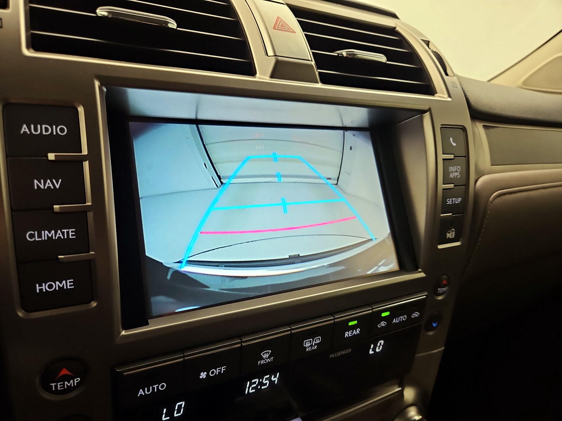 Thumbnail: 2014 Lexus GX - 15