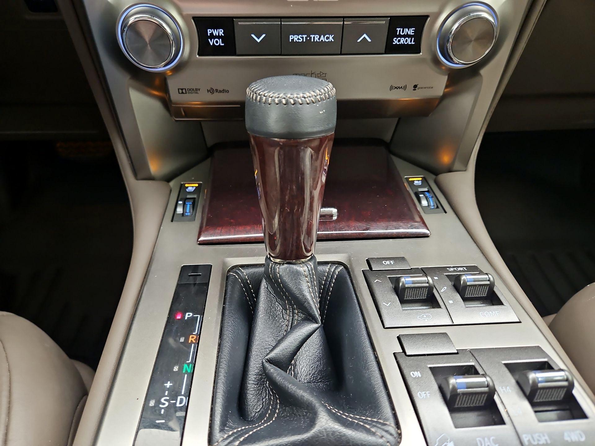 Thumbnail: 2014 Lexus GX - 18