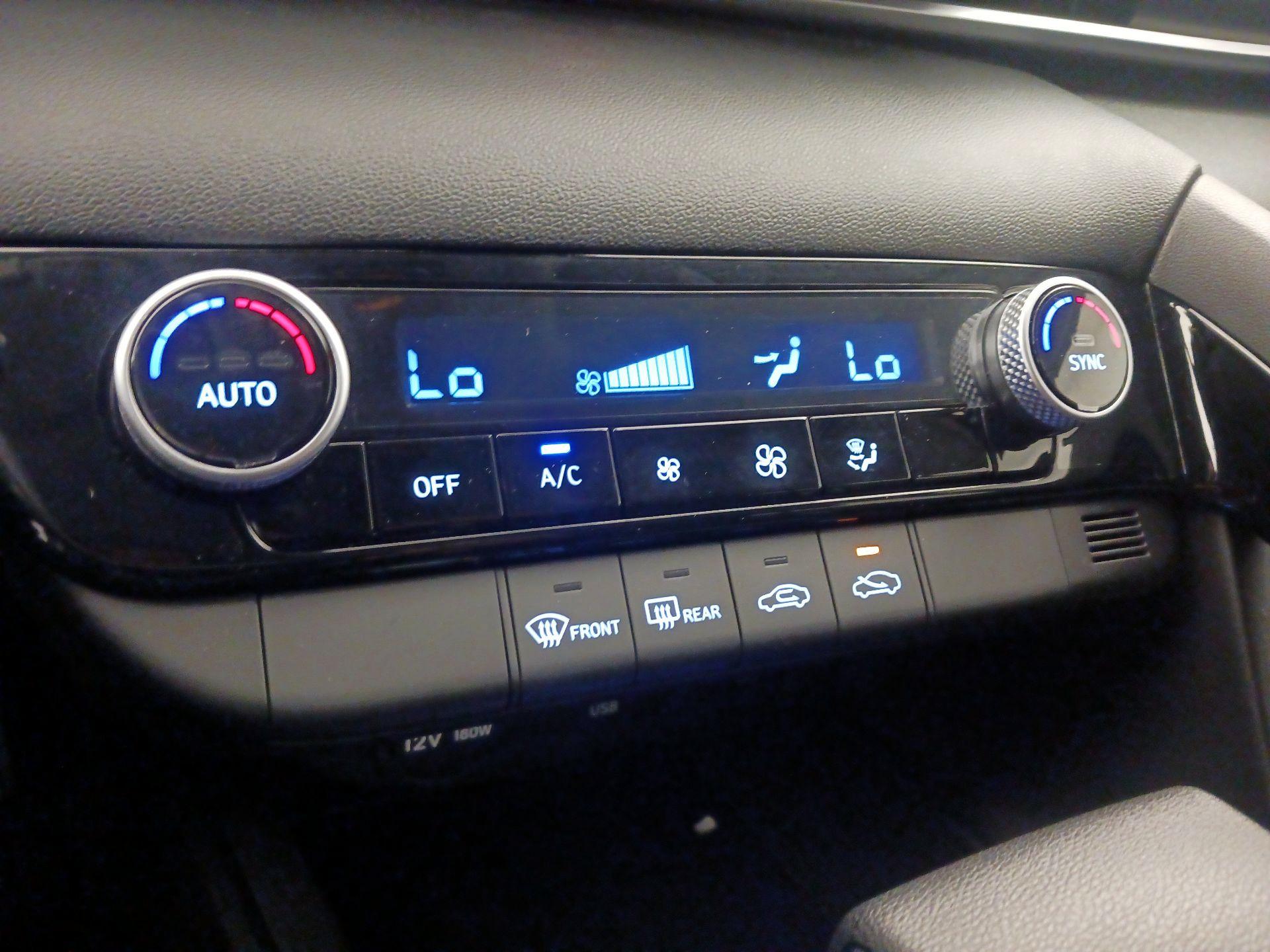Thumbnail: 2025 Hyundai Elantra - 16