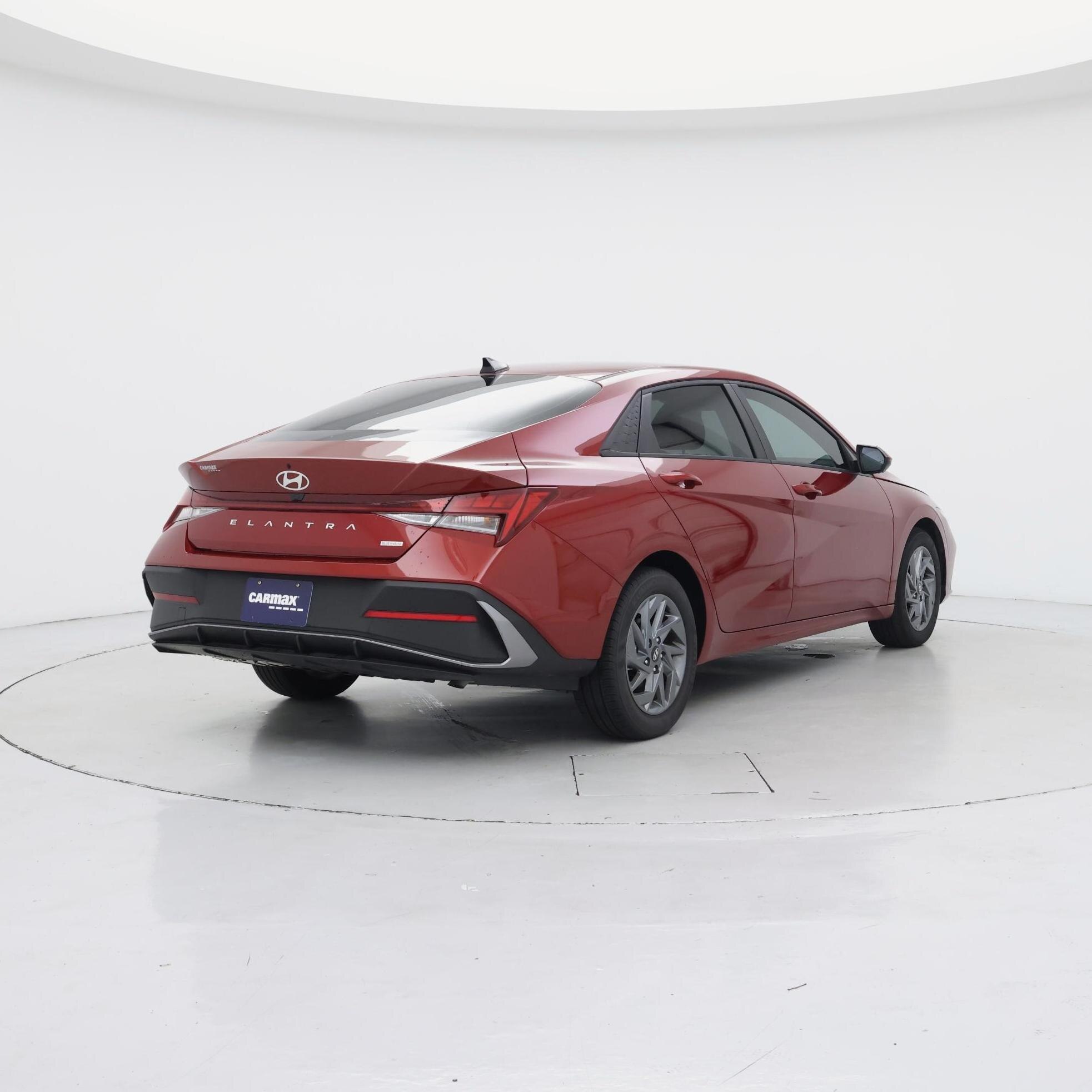 Thumbnail: 2025 Hyundai Elantra - 8