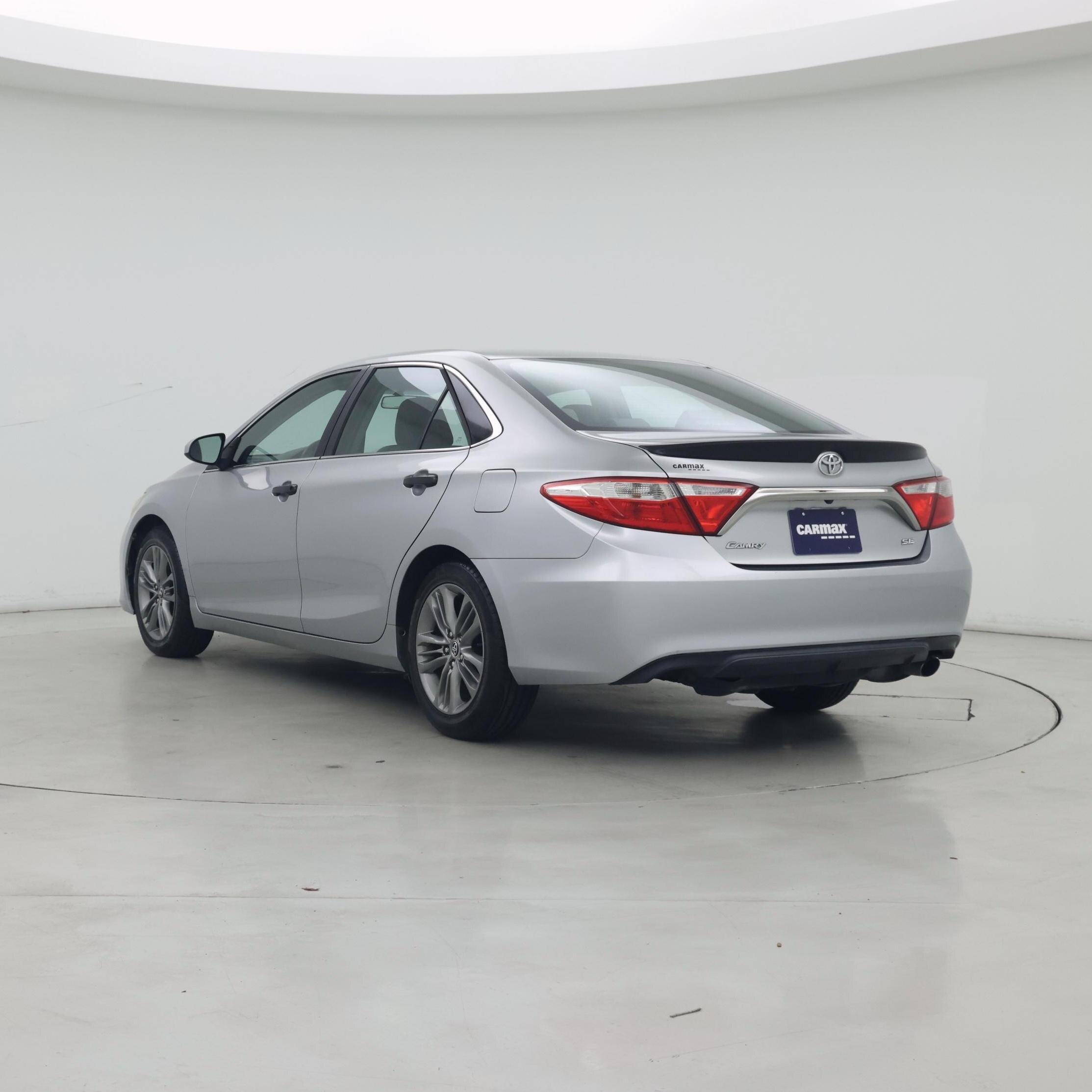 Thumbnail: 2015 Toyota Camry - 2