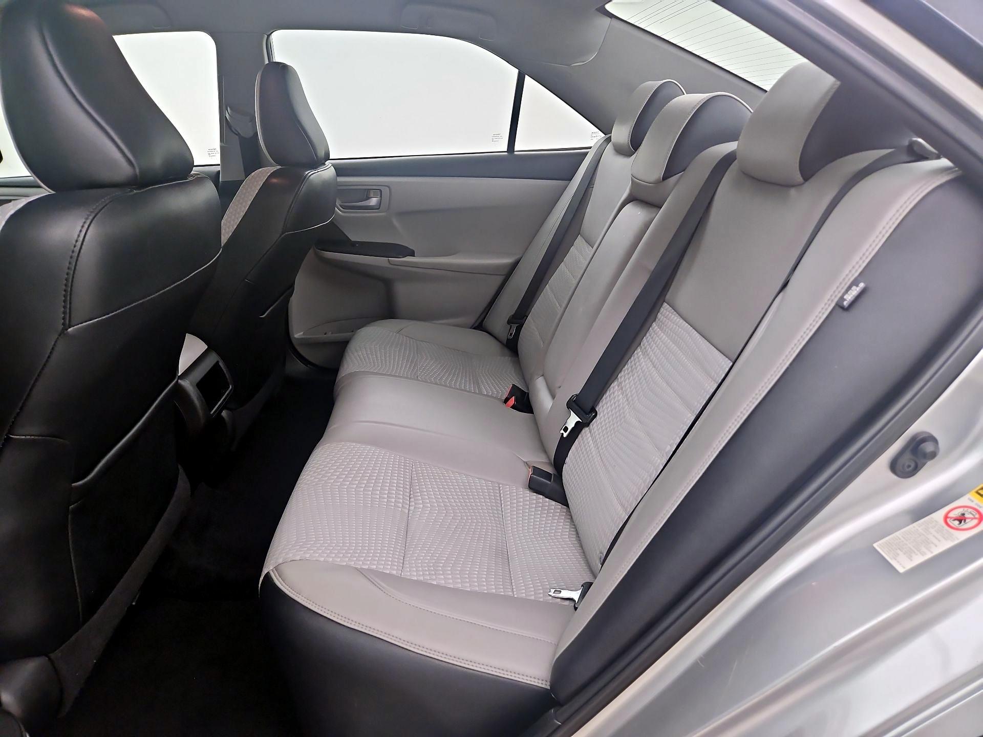 Thumbnail: 2015 Toyota Camry - 19