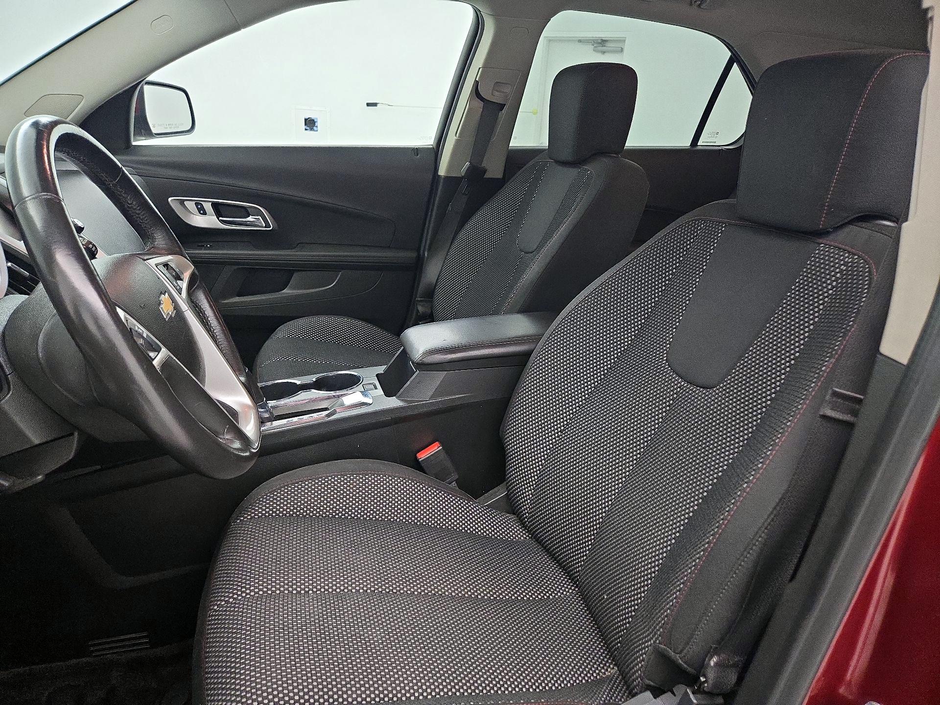 Thumbnail: 2017 Chevrolet Equinox - 11
