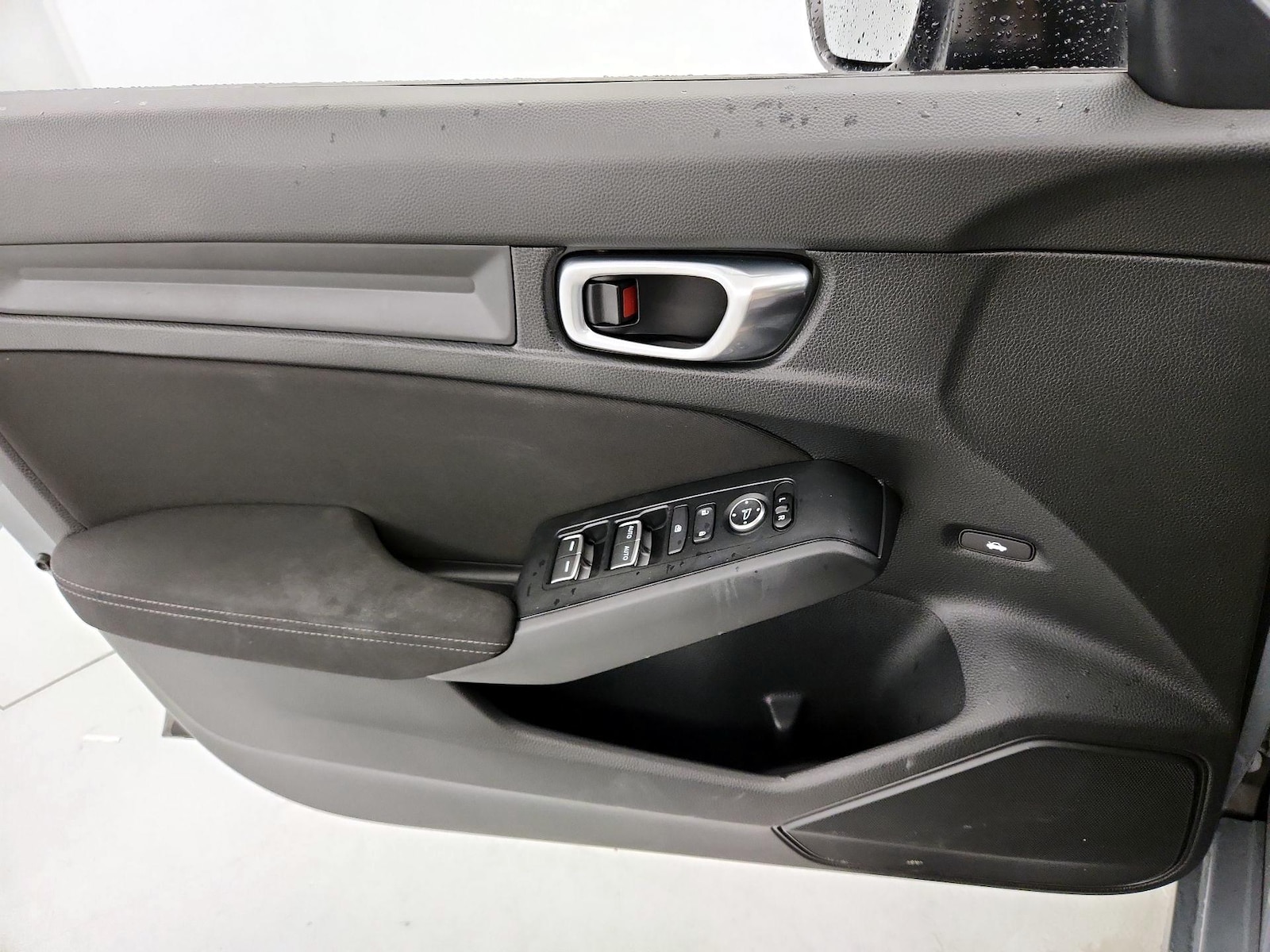 2025 Honda Civic Sport - Photo 13