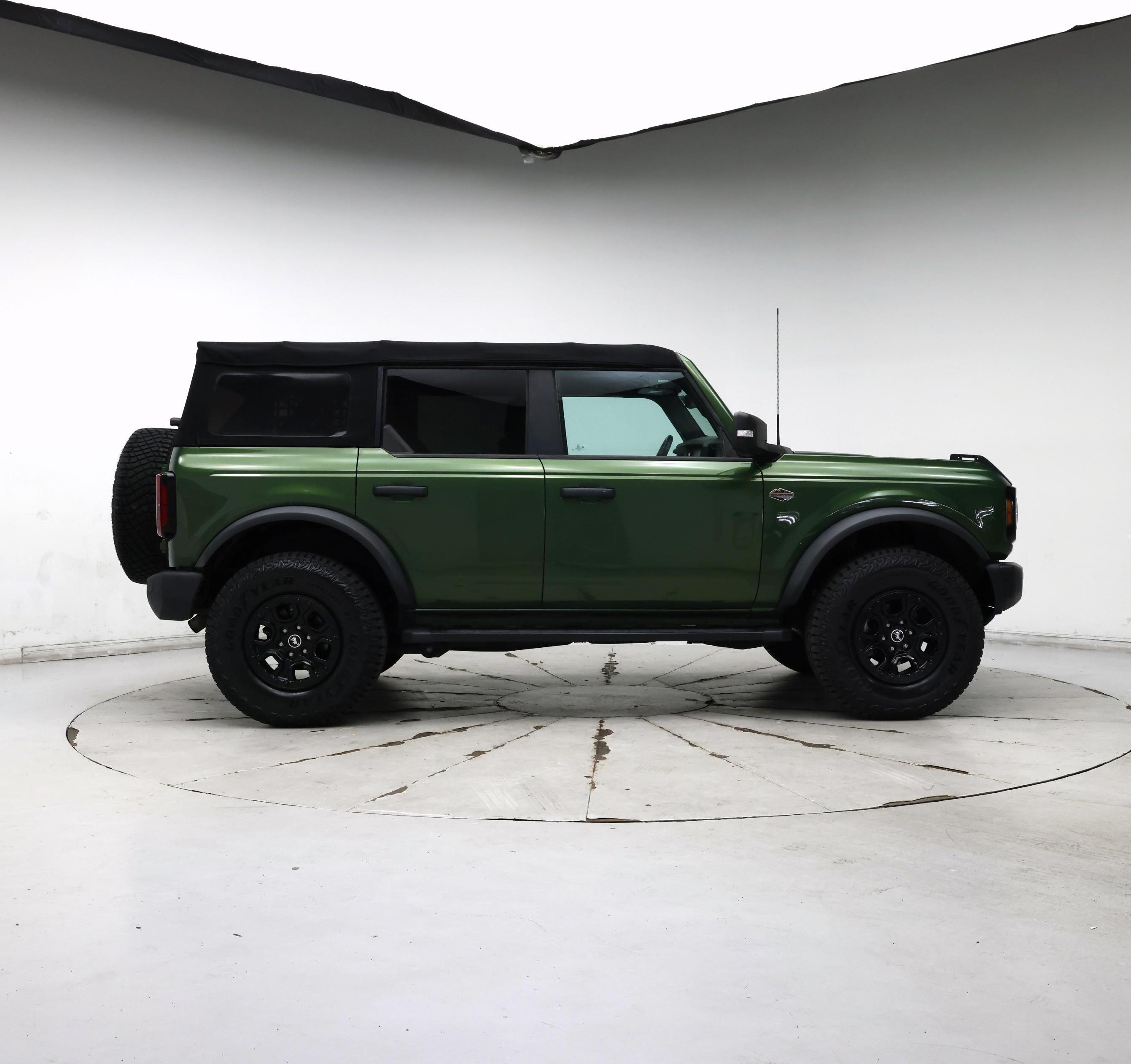 Thumbnail: 2023 Ford Bronco - 7