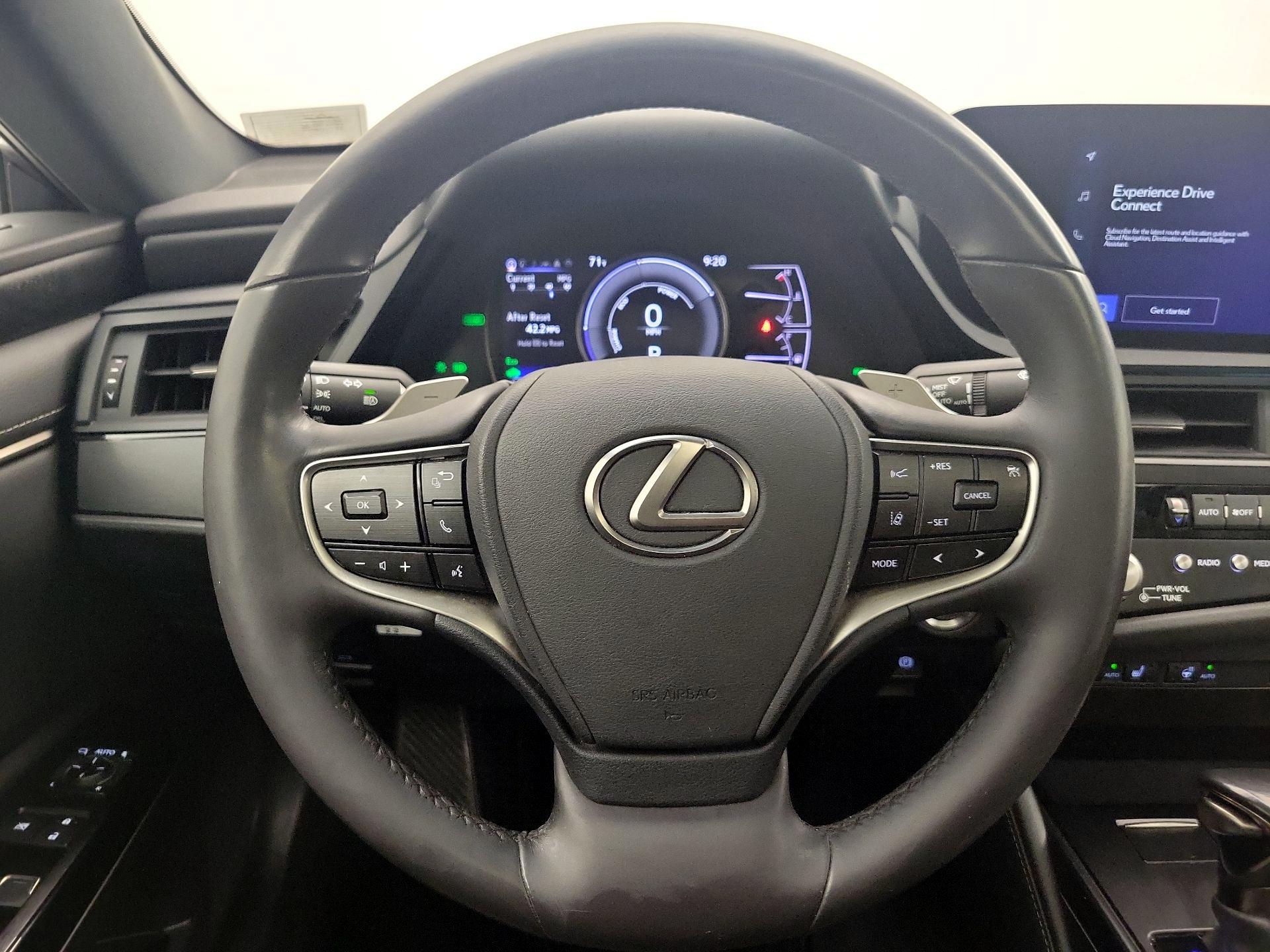 Thumbnail: 2023 Lexus ES - 10
