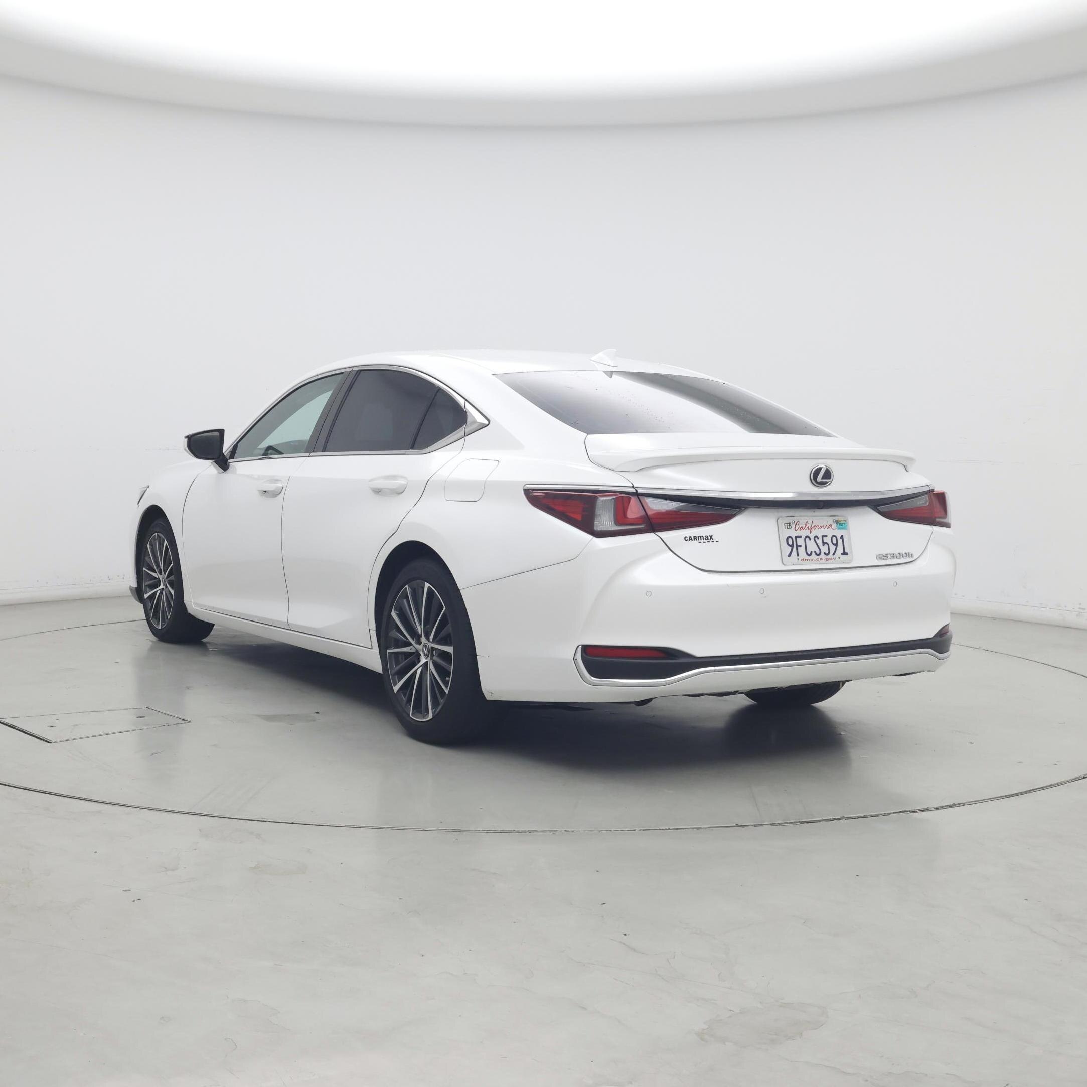 Thumbnail: 2023 Lexus ES - 2