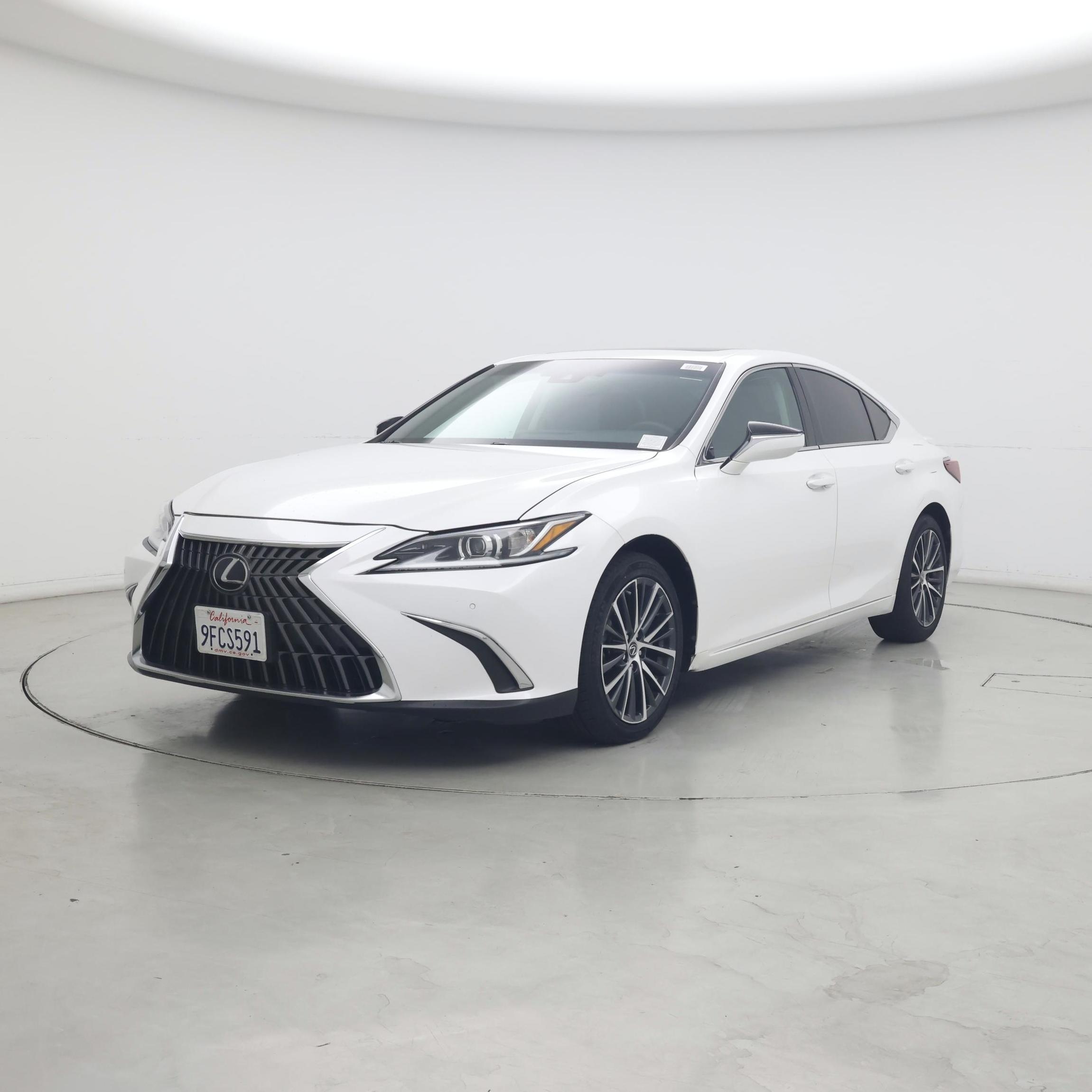 Thumbnail: 2023 Lexus ES - 4
