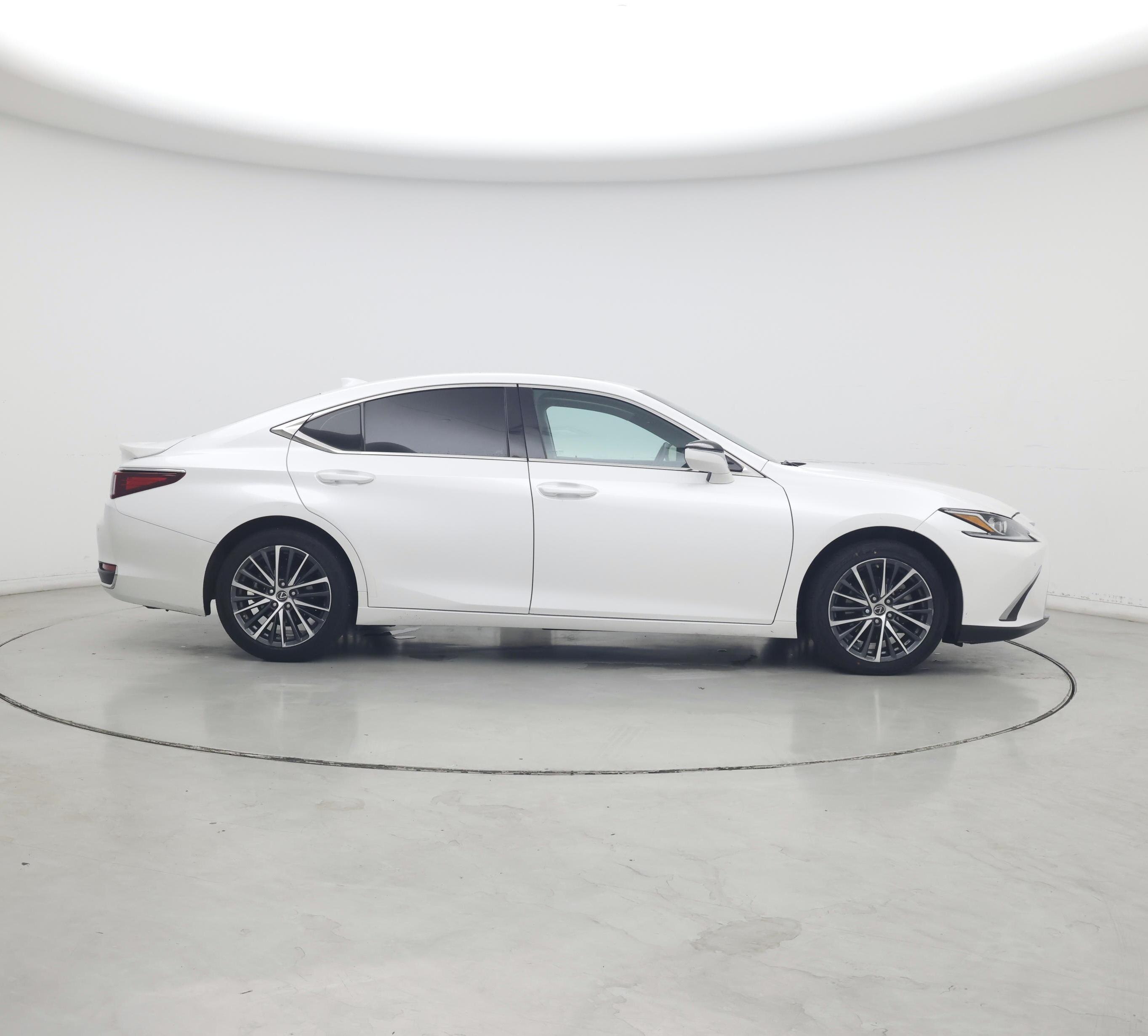 Thumbnail: 2023 Lexus ES - 7