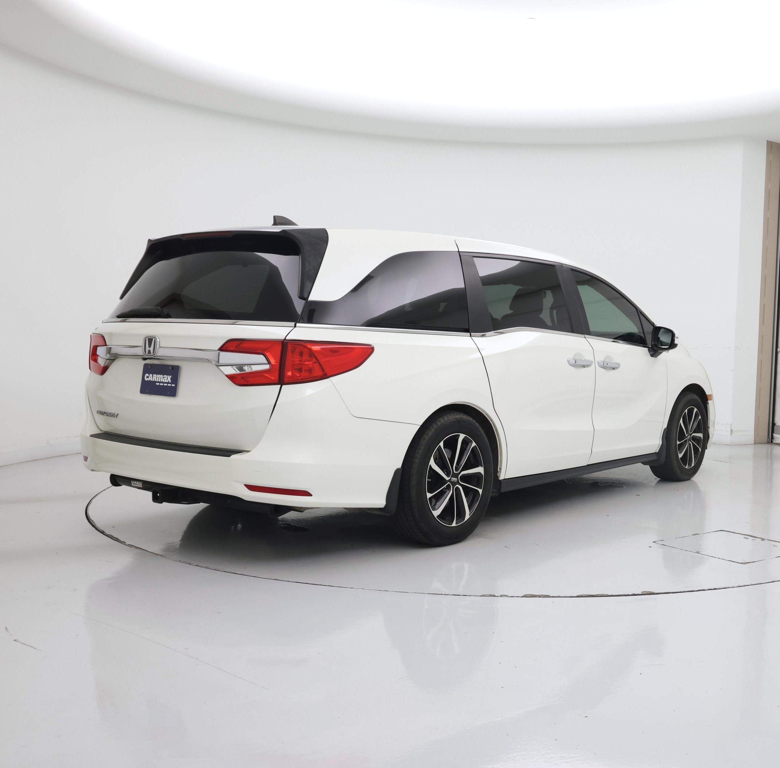 Thumbnail: 2018 Honda Odyssey - 8