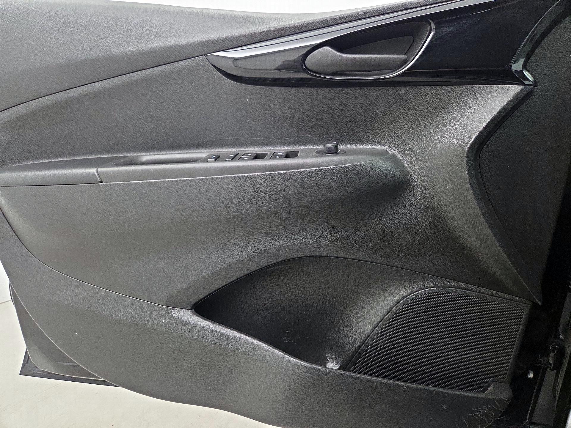 Thumbnail: 2021 Chevrolet Spark - 12