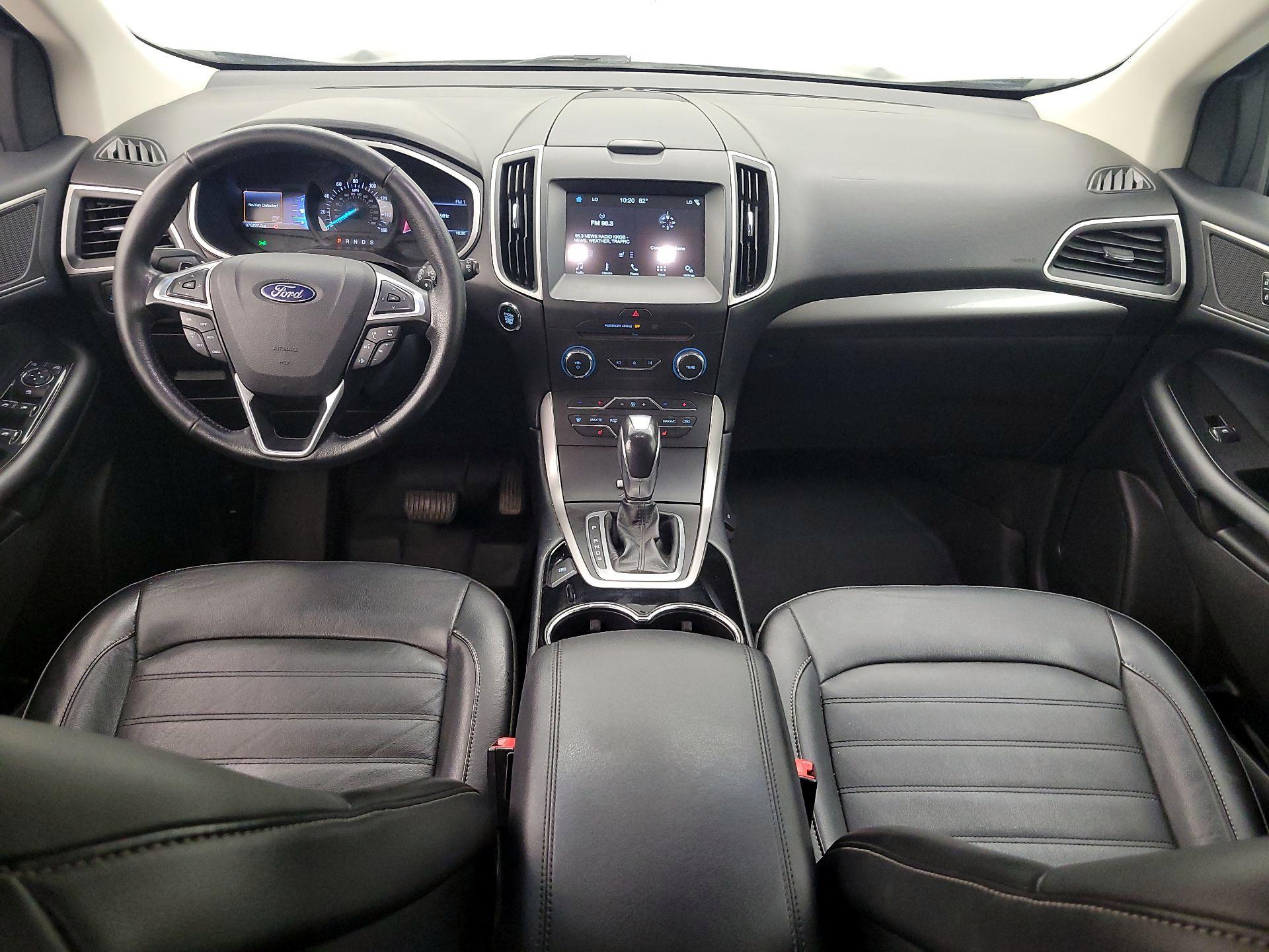 Thumbnail: 2017 Ford Edge - 9